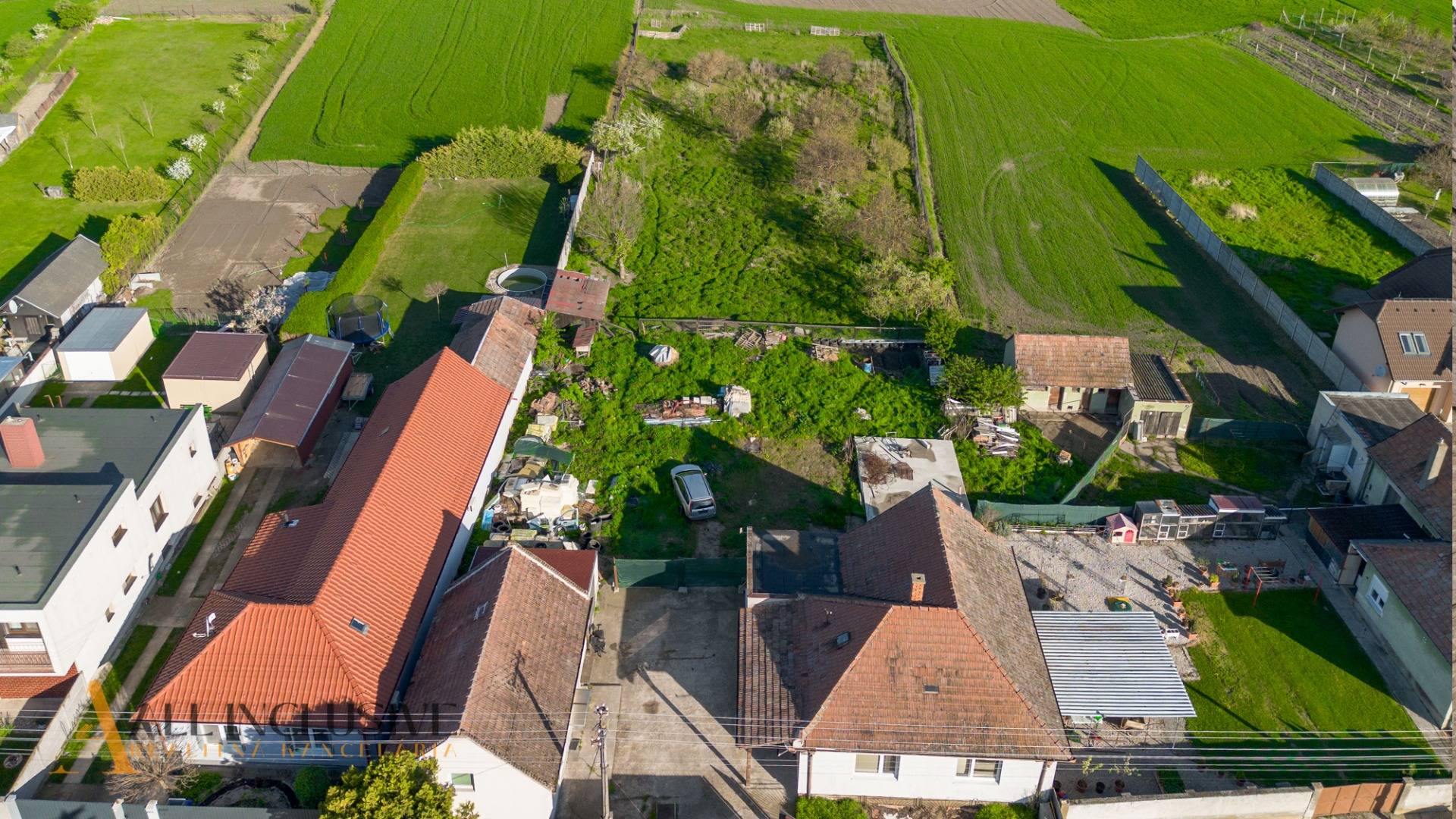 External property image