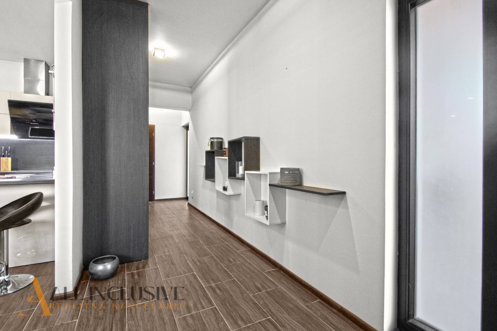 External property image