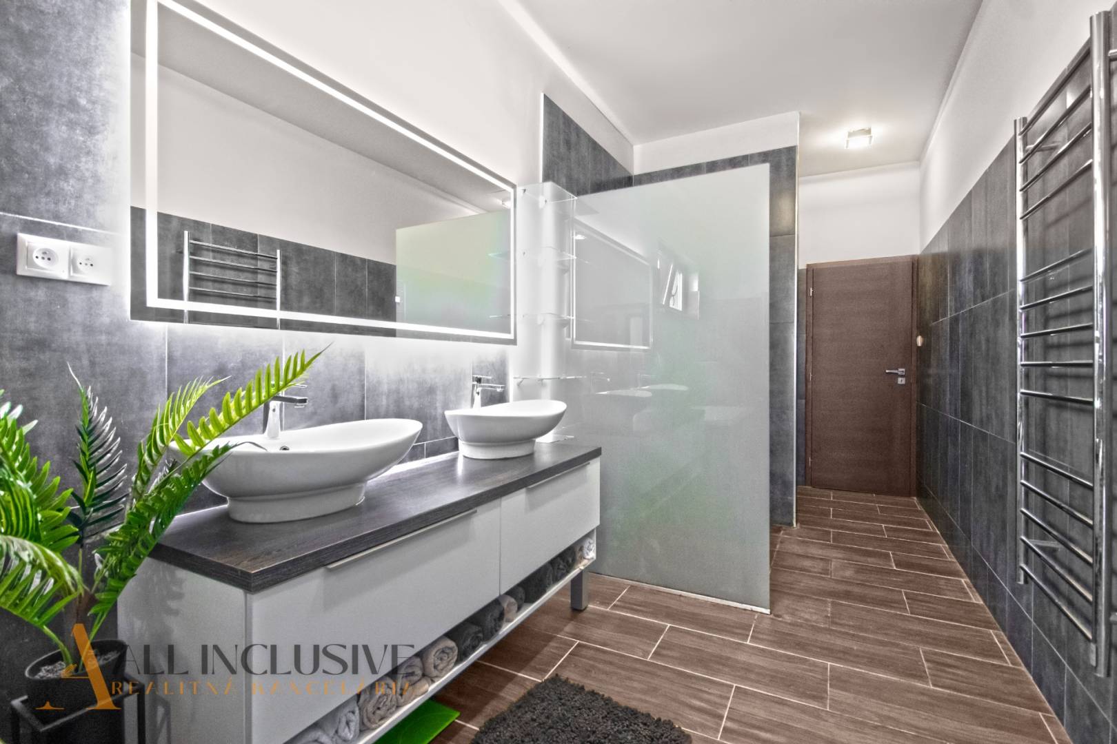 External property image