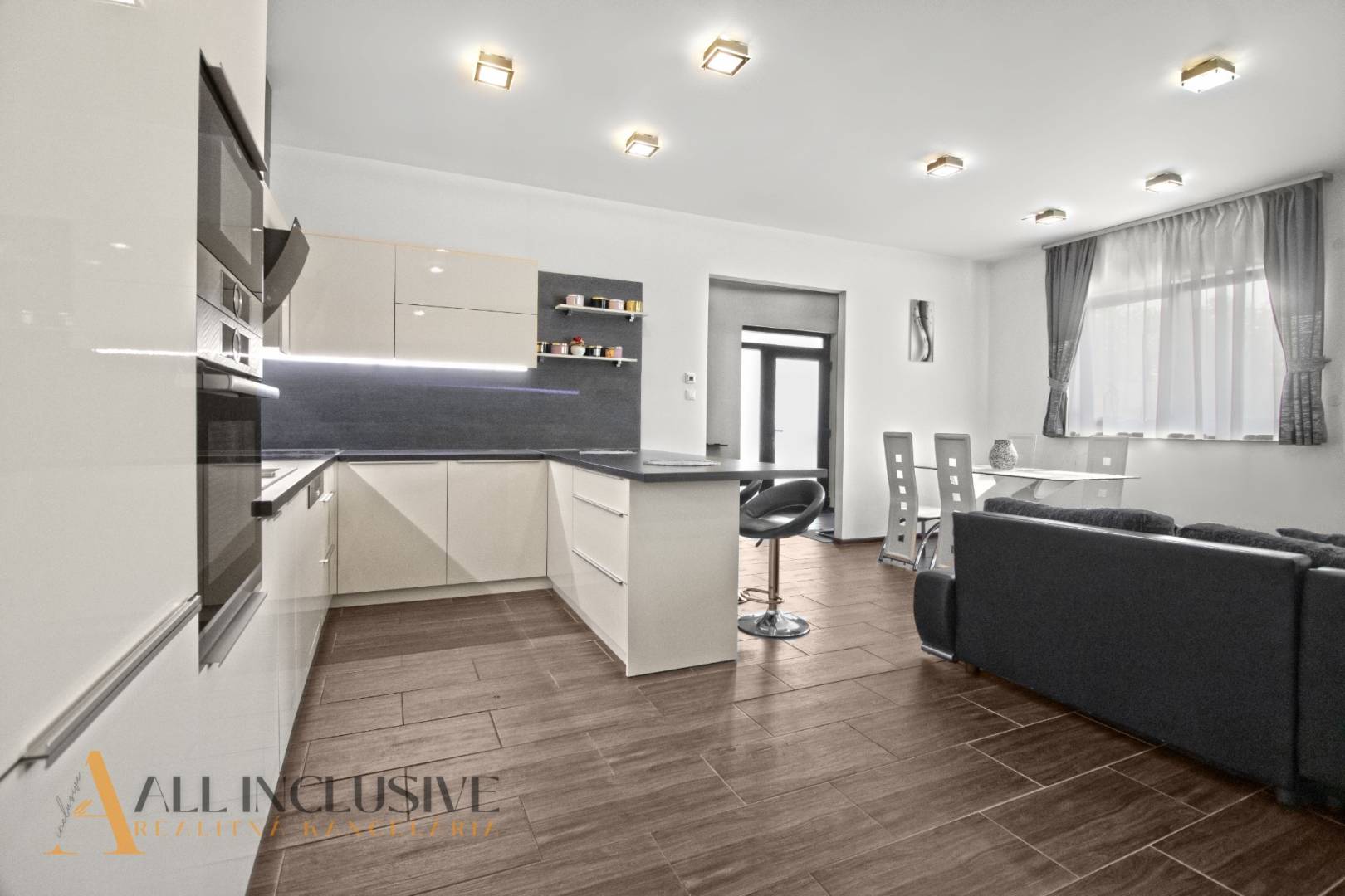 External property image