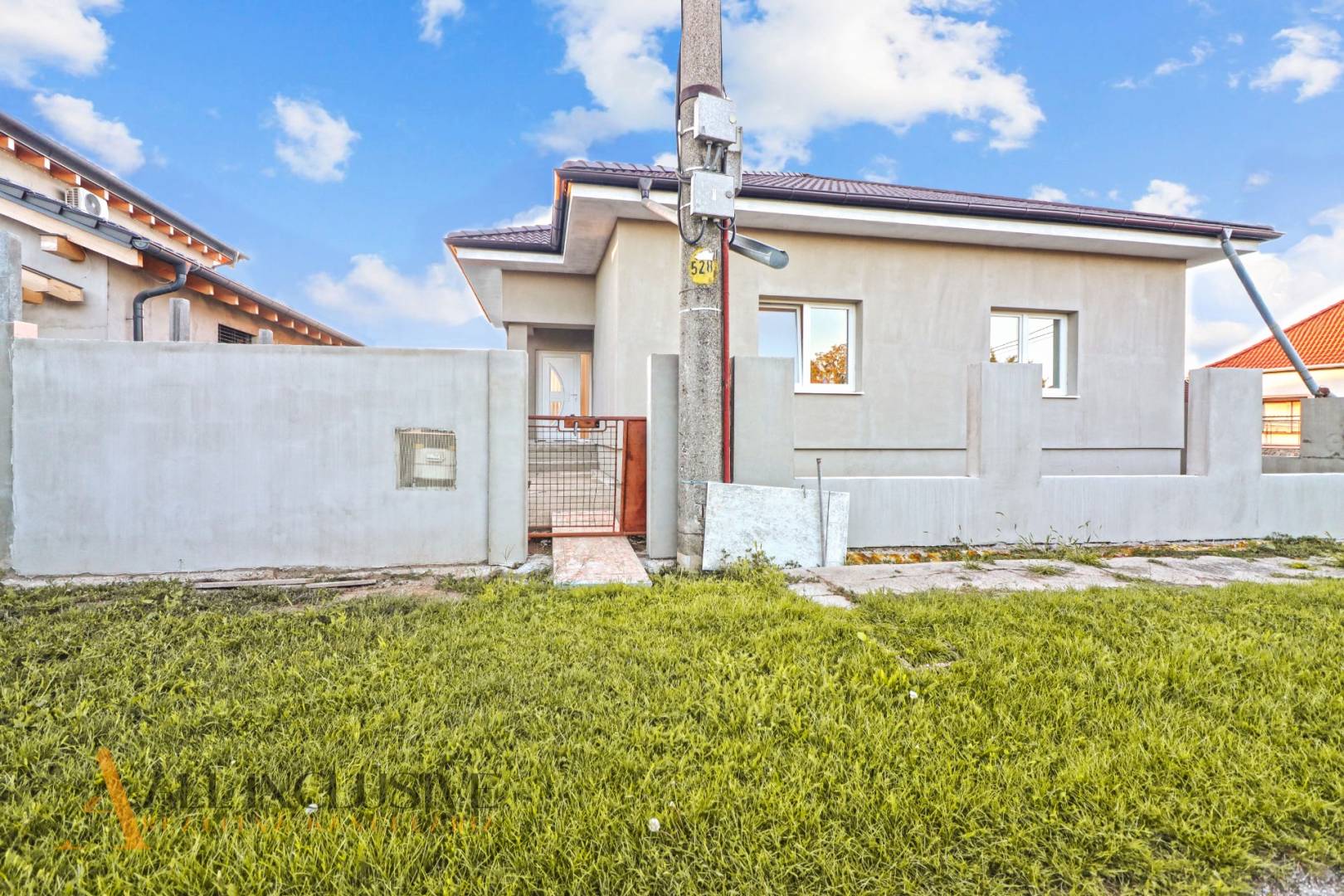 External property image