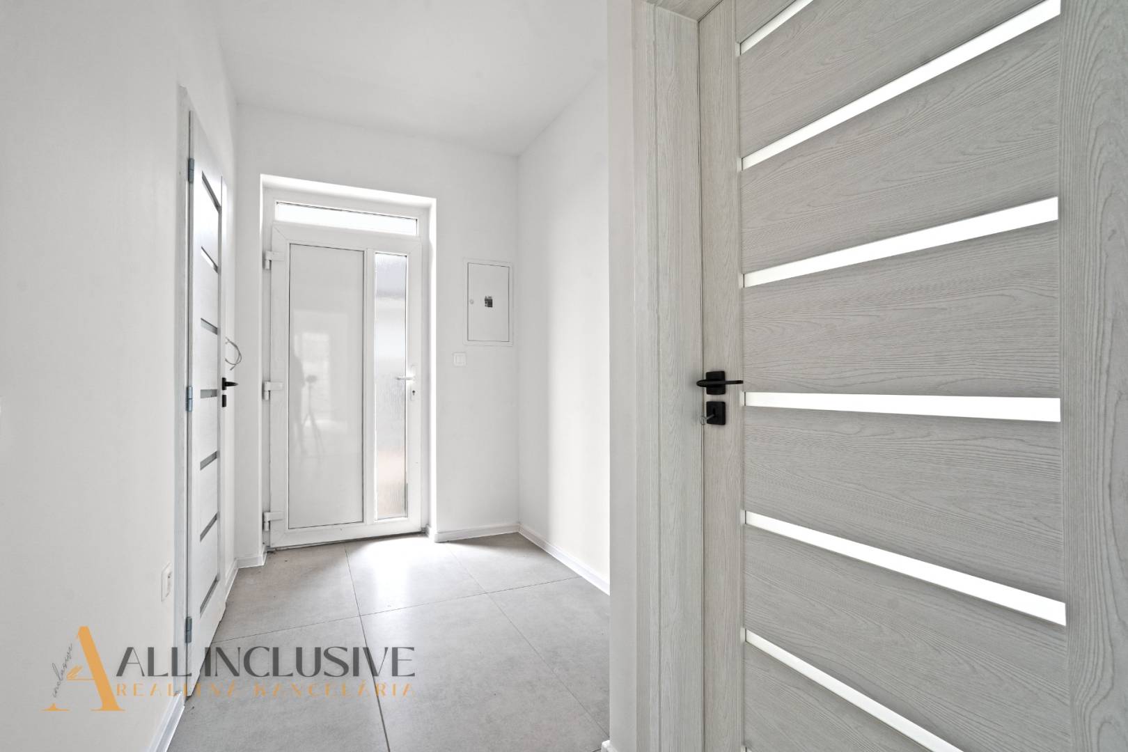 External property image