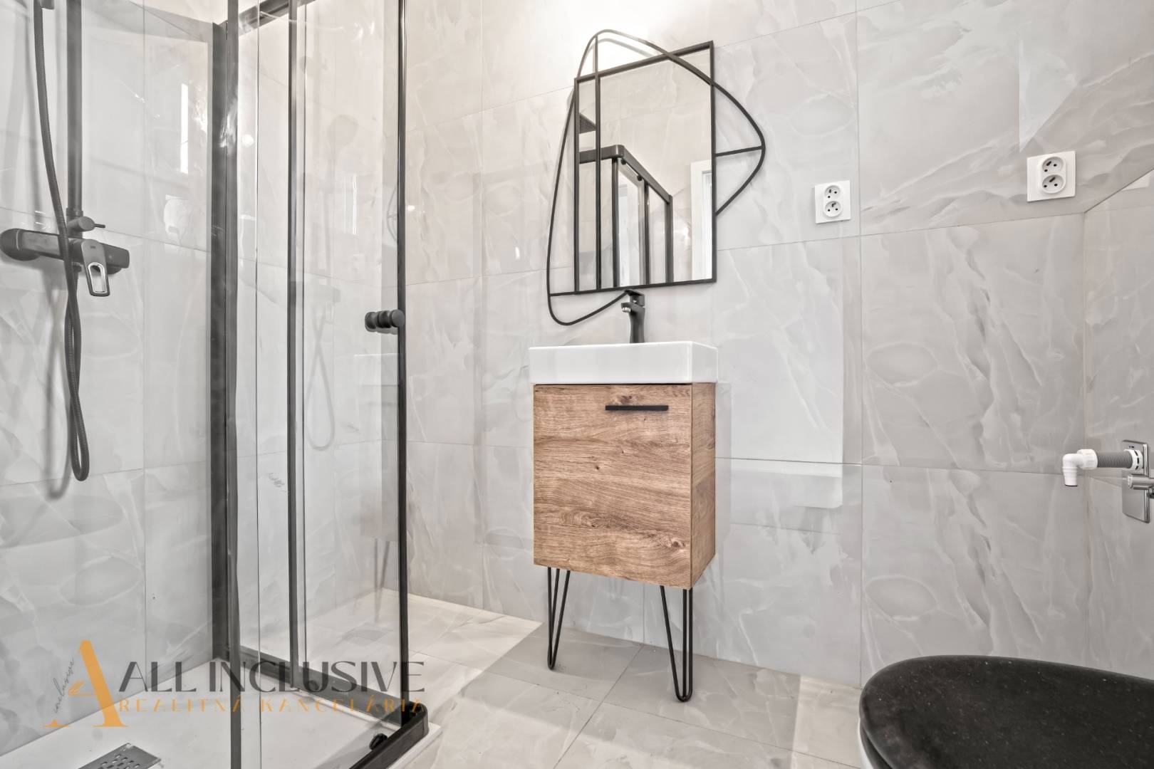 External property image