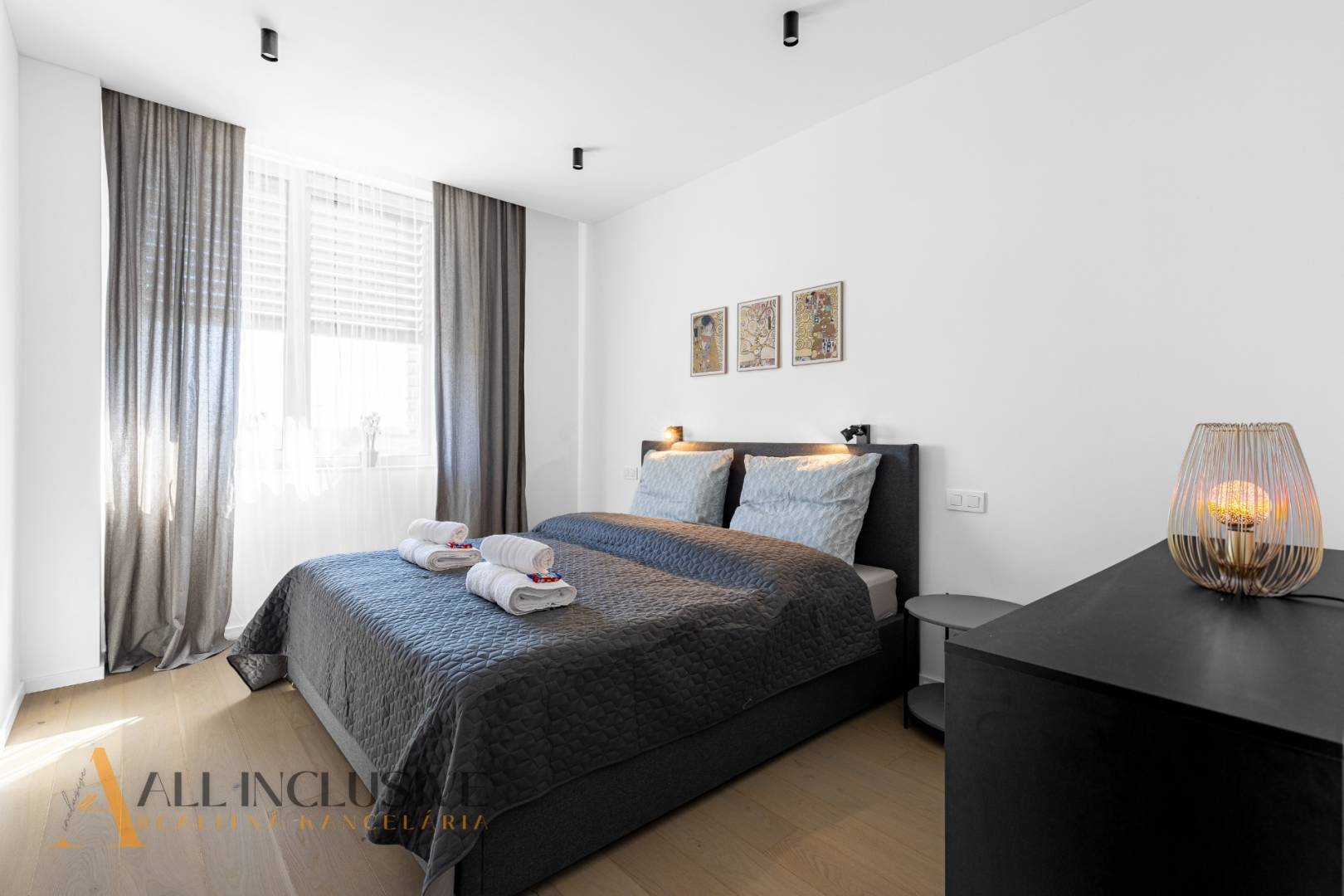 External property image