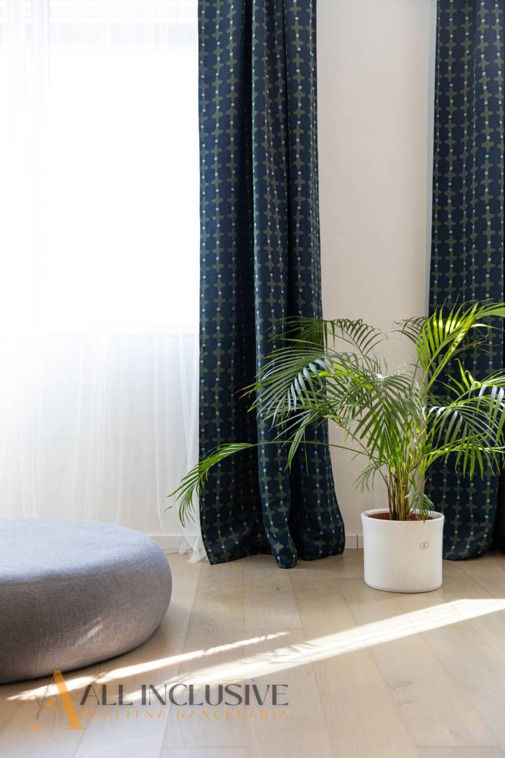 External property image