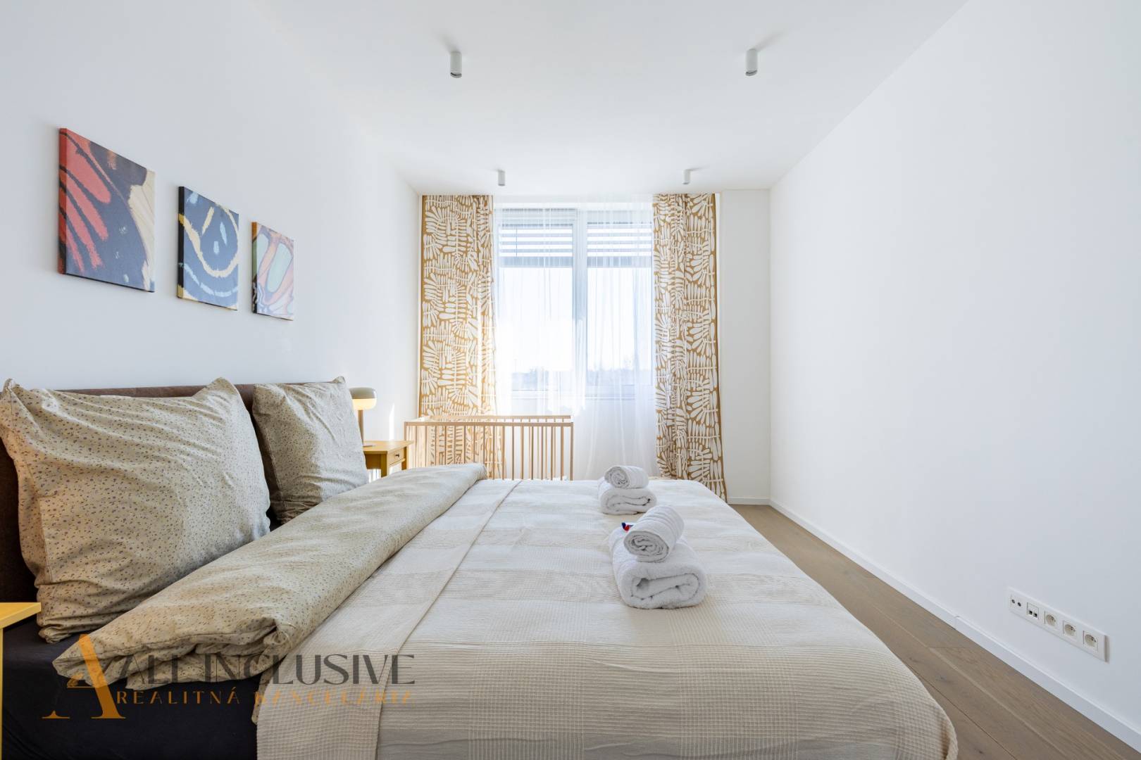 External property image