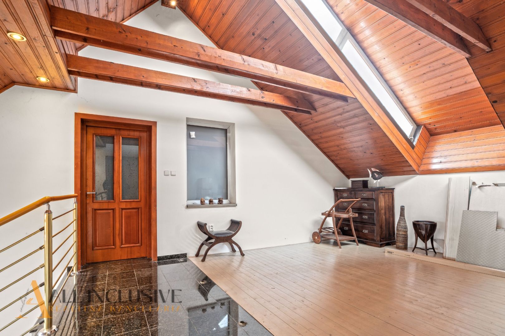 External property image