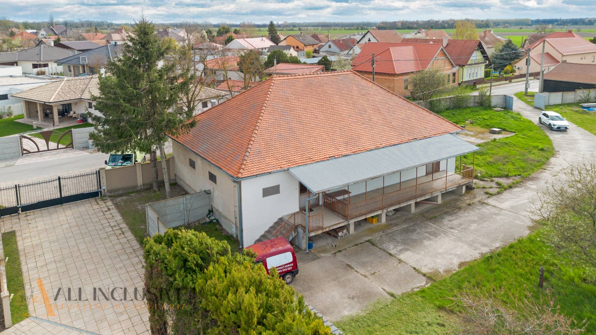 External property image