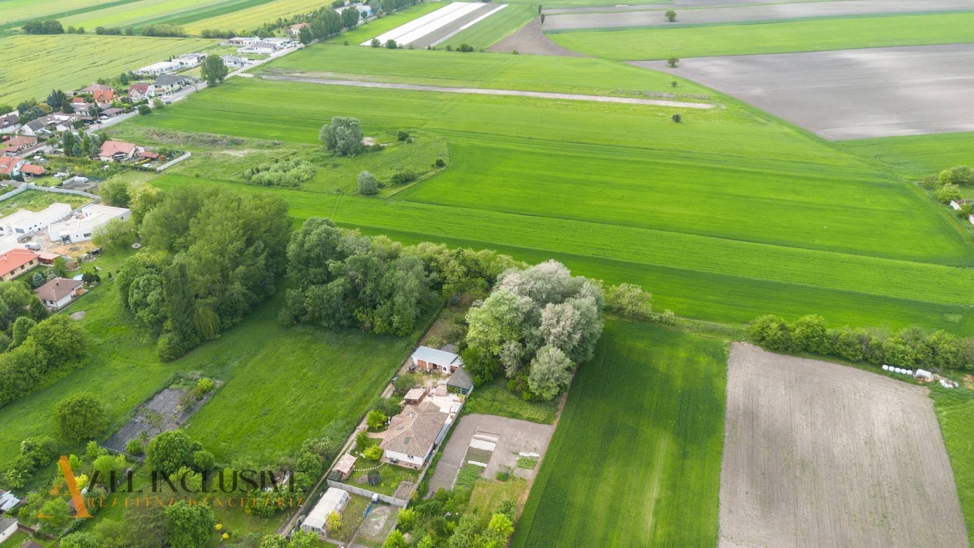 External property image