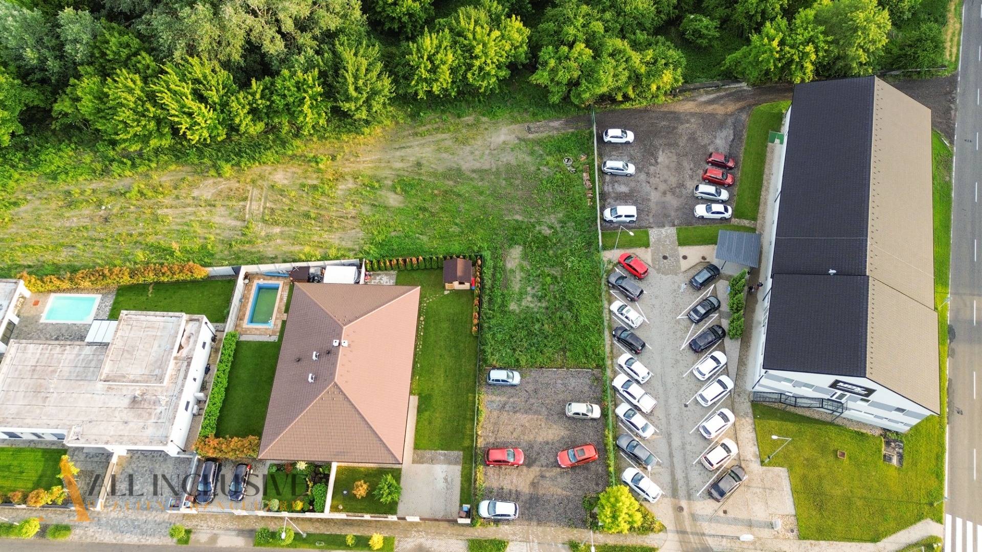 External property image