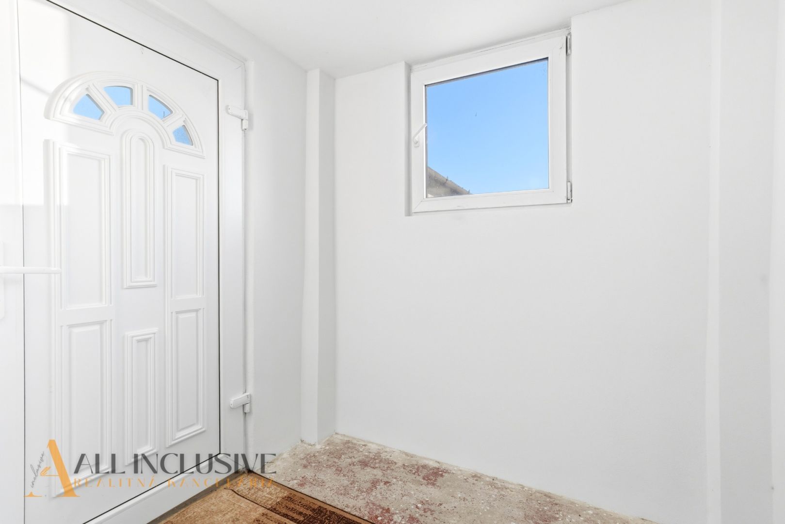 External property image