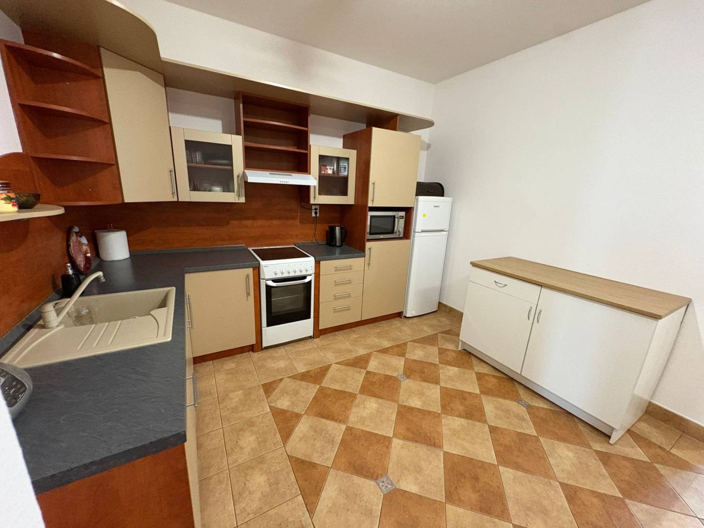 External property image