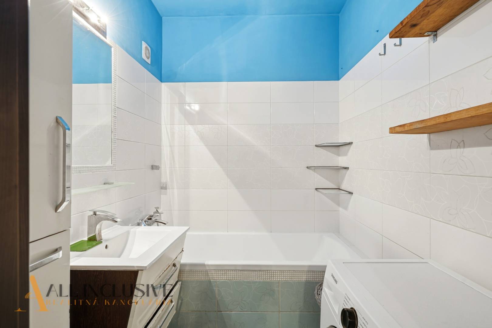 External property image