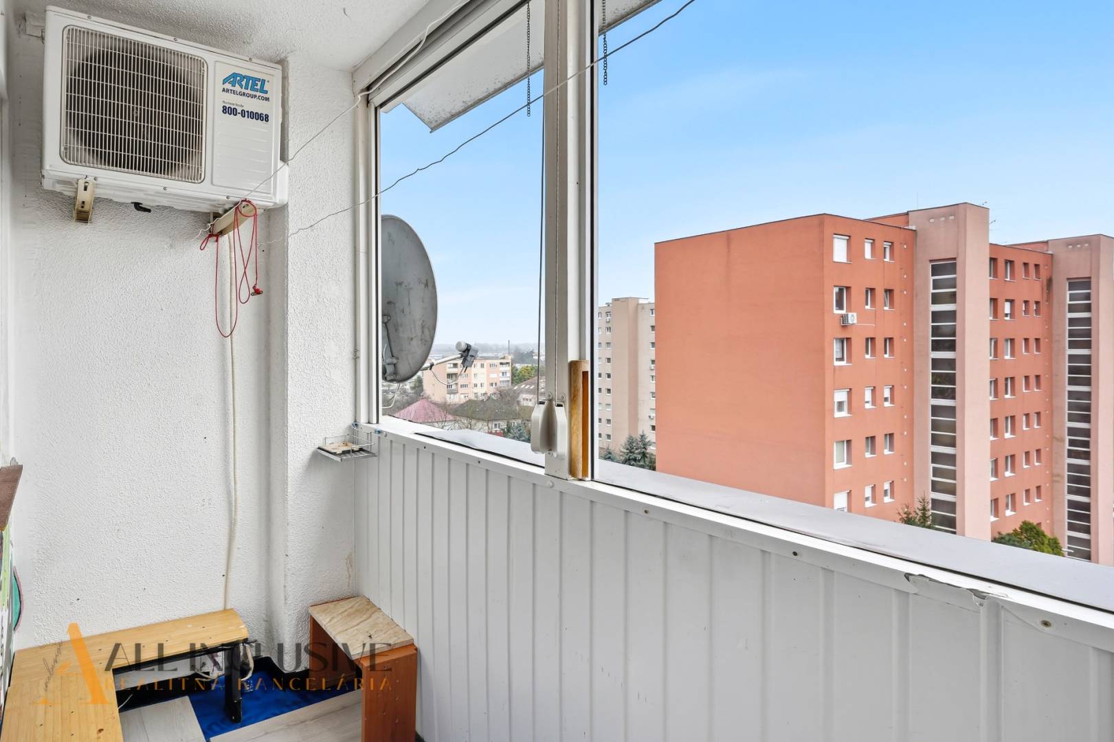 External property image