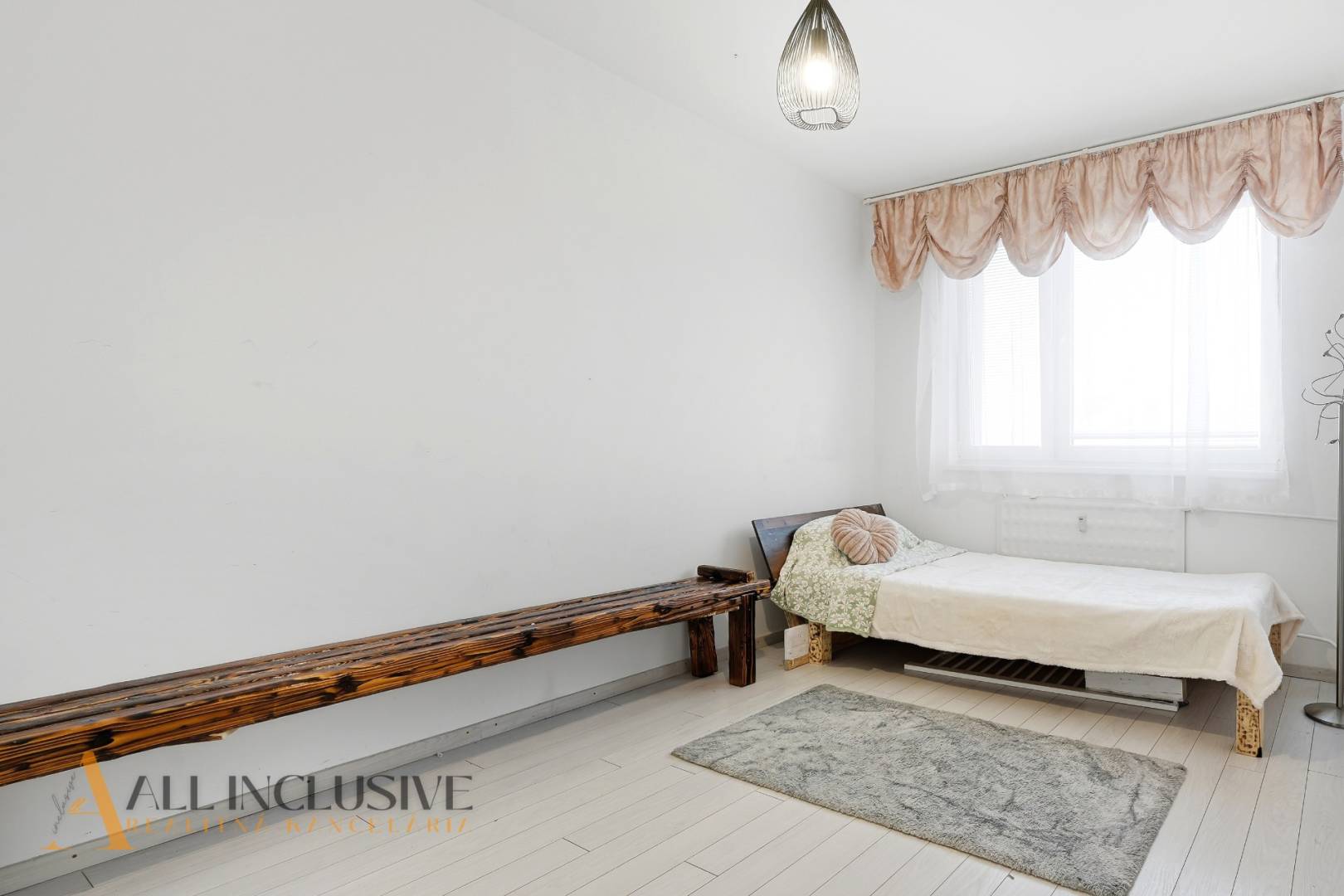 External property image