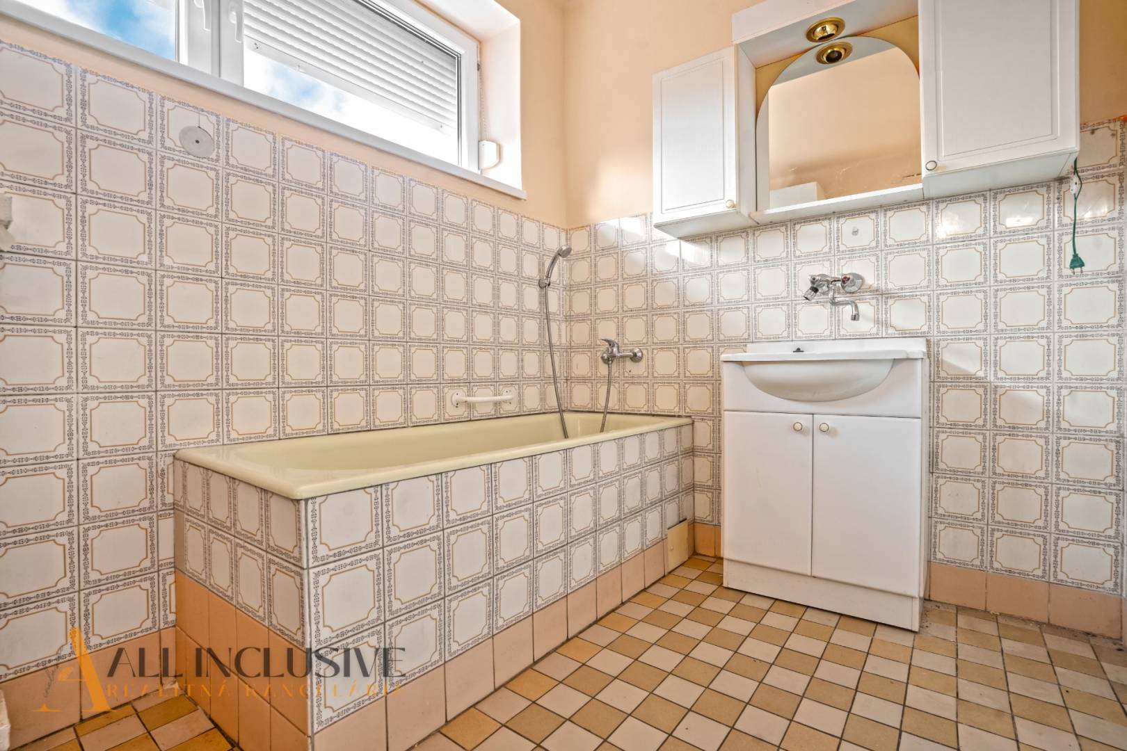 External property image