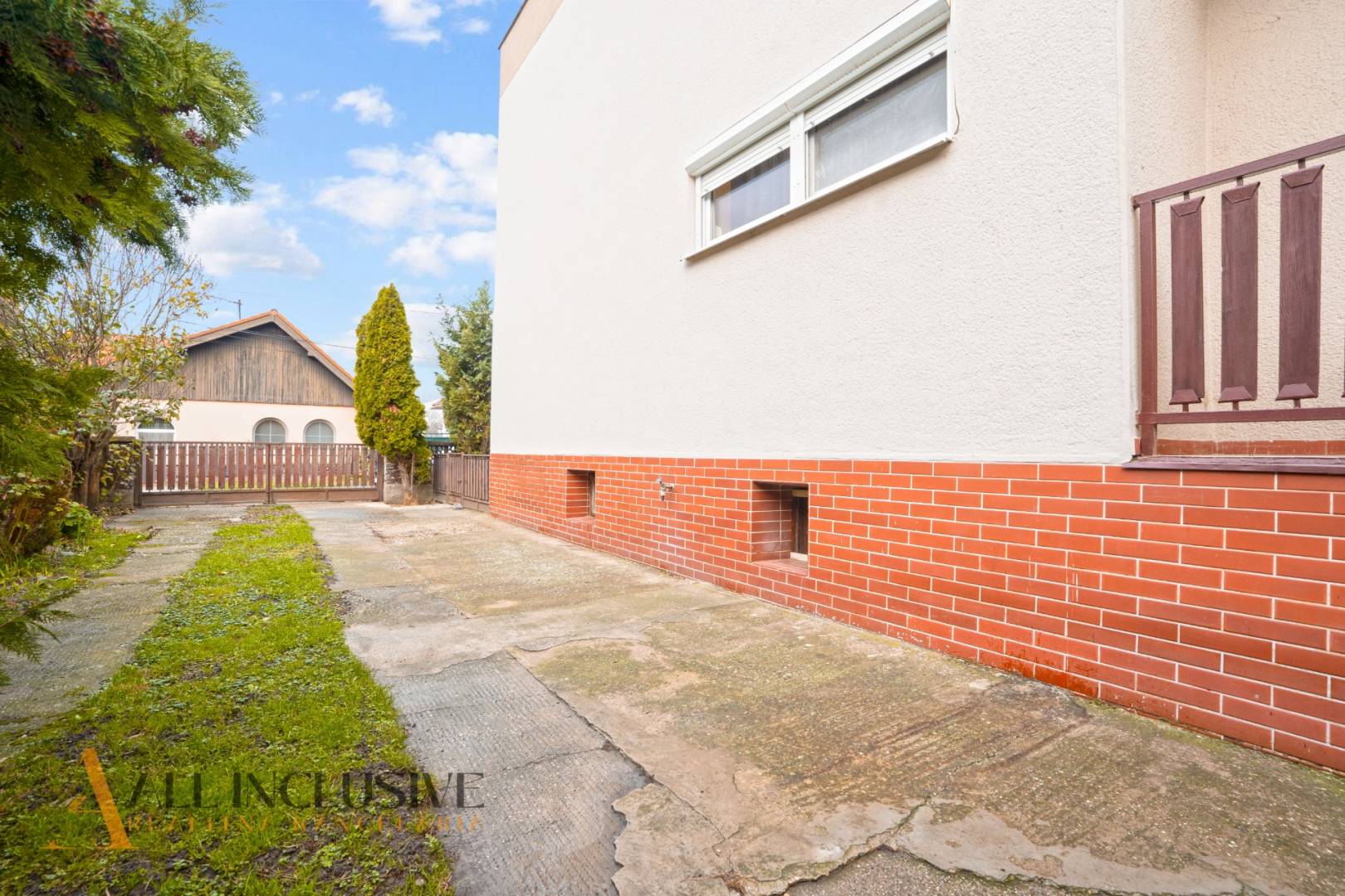 External property image