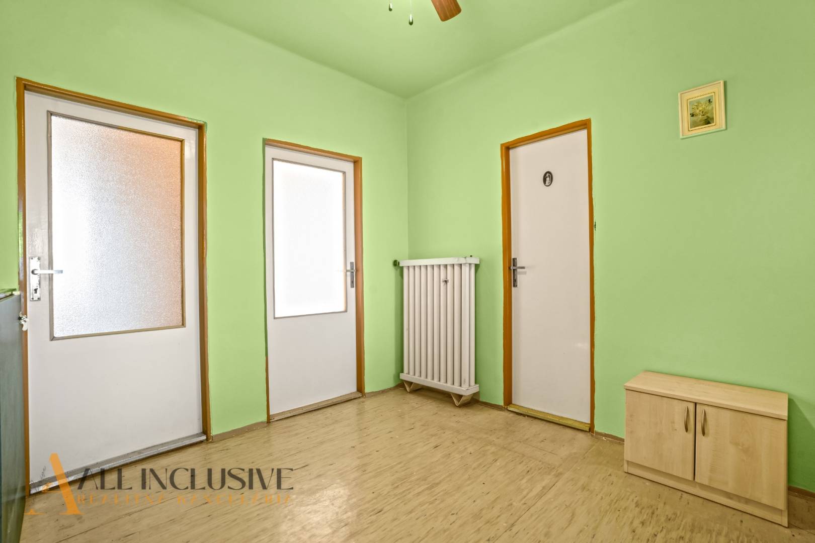 External property image