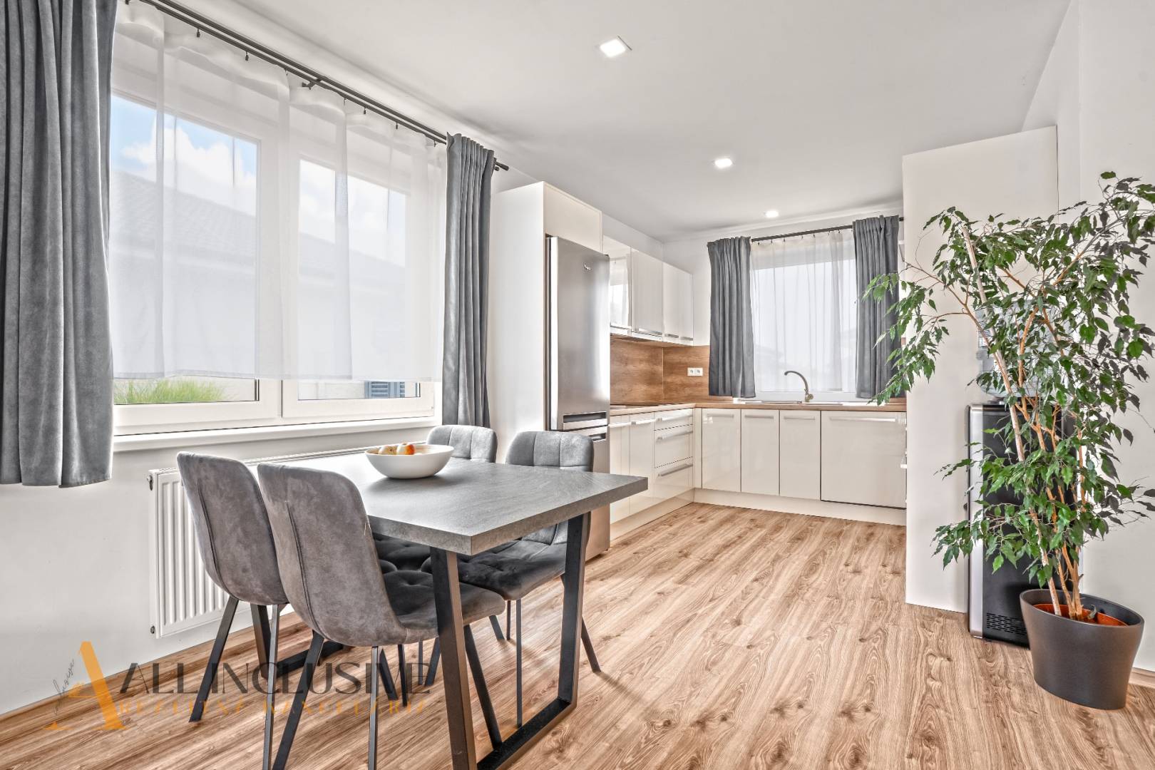 External property image