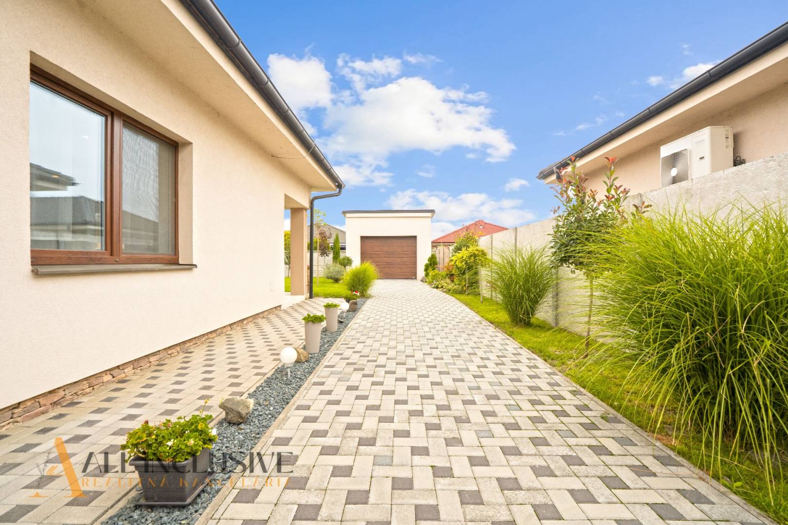 External property image