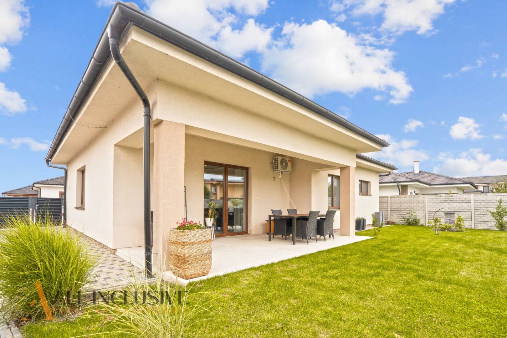 External property image