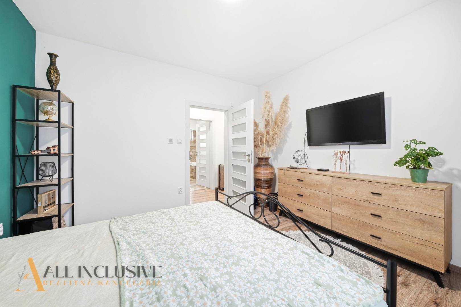 External property image