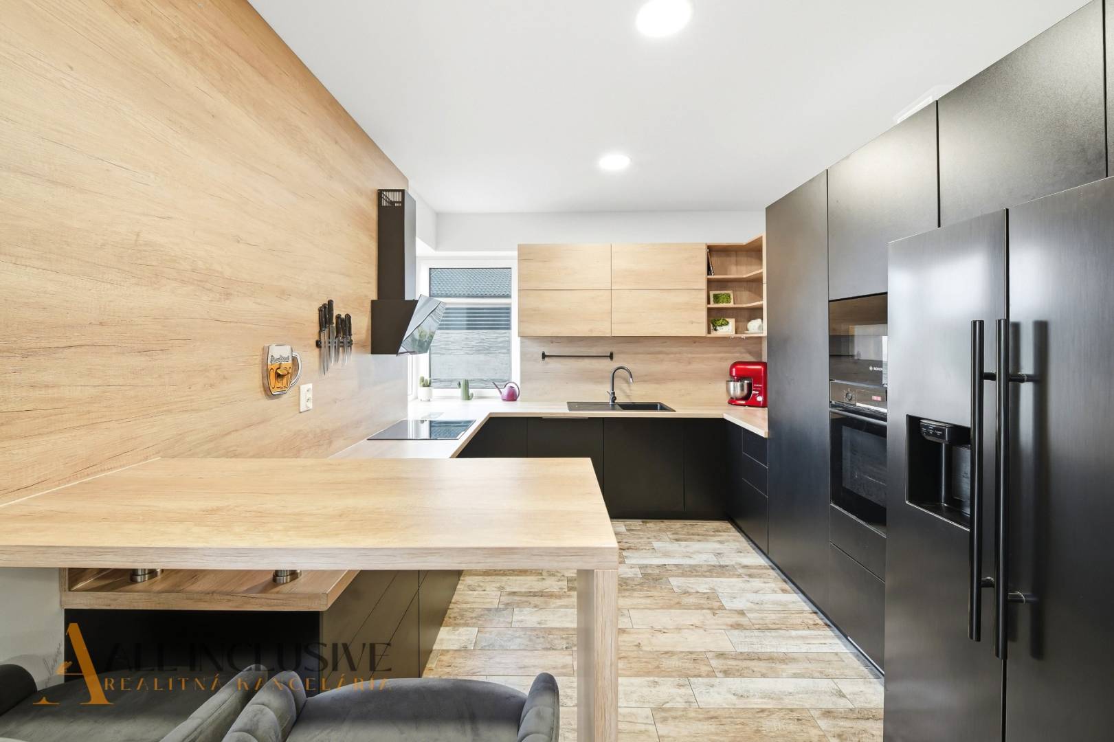 External property image