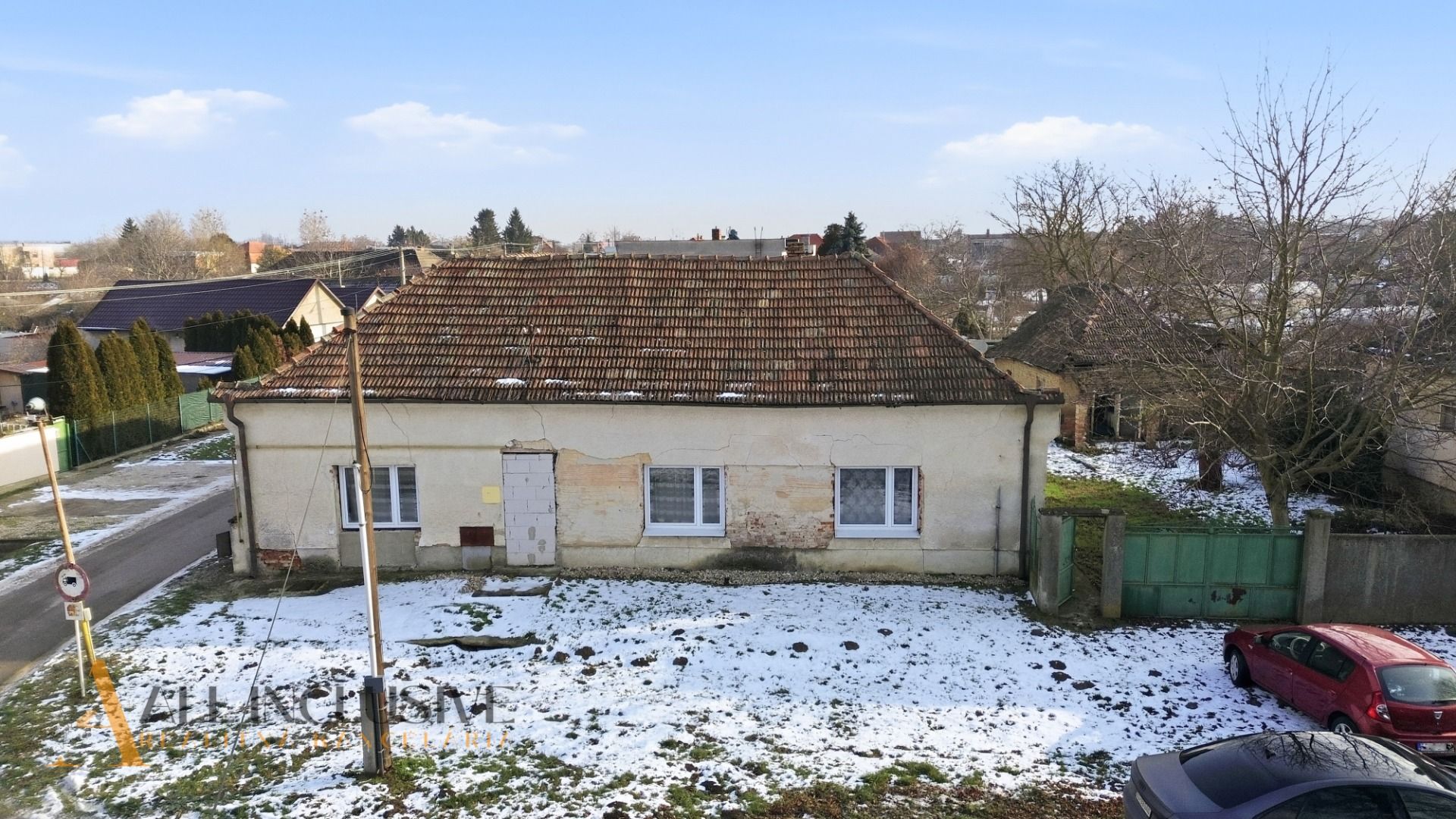 External property image