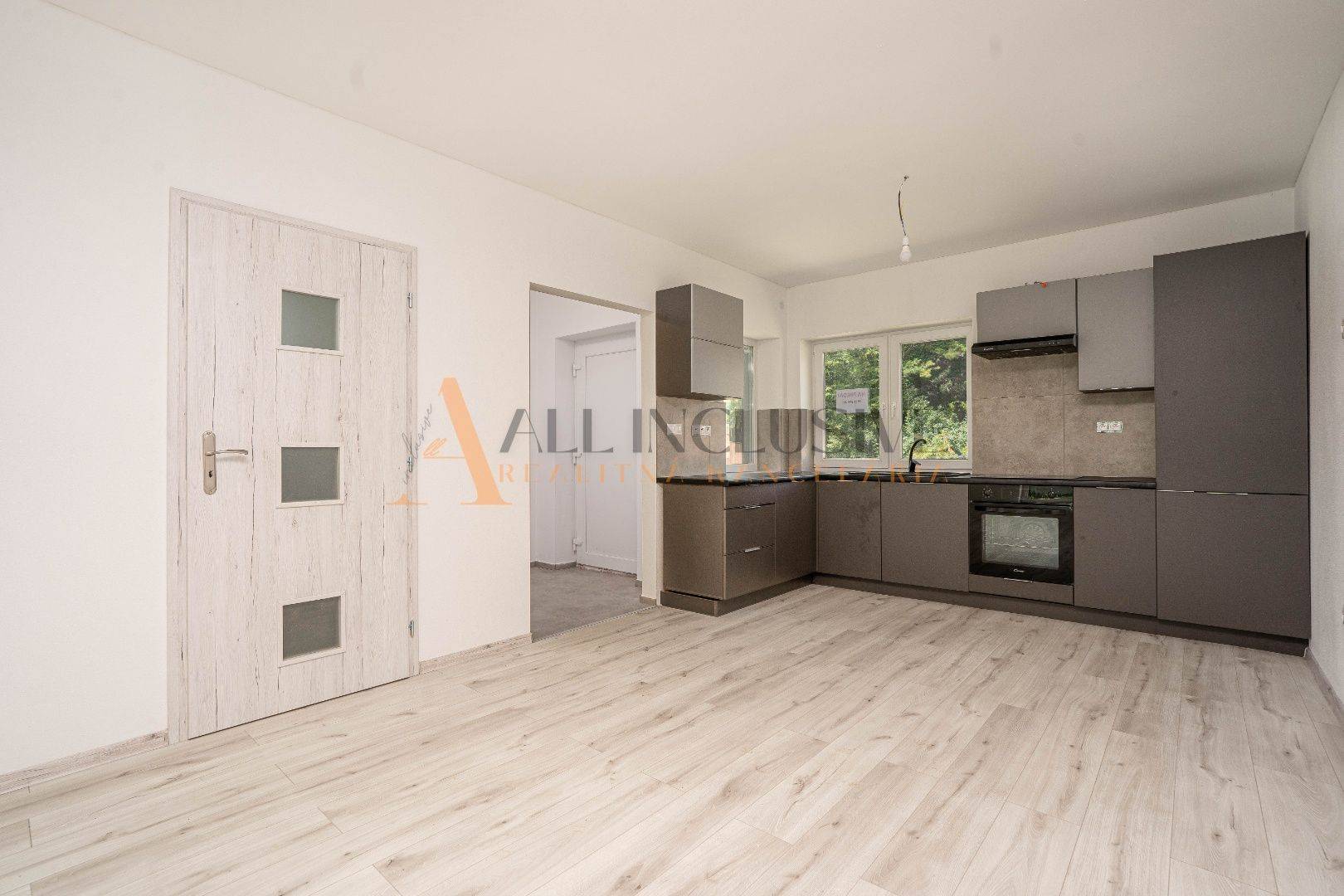 External property image