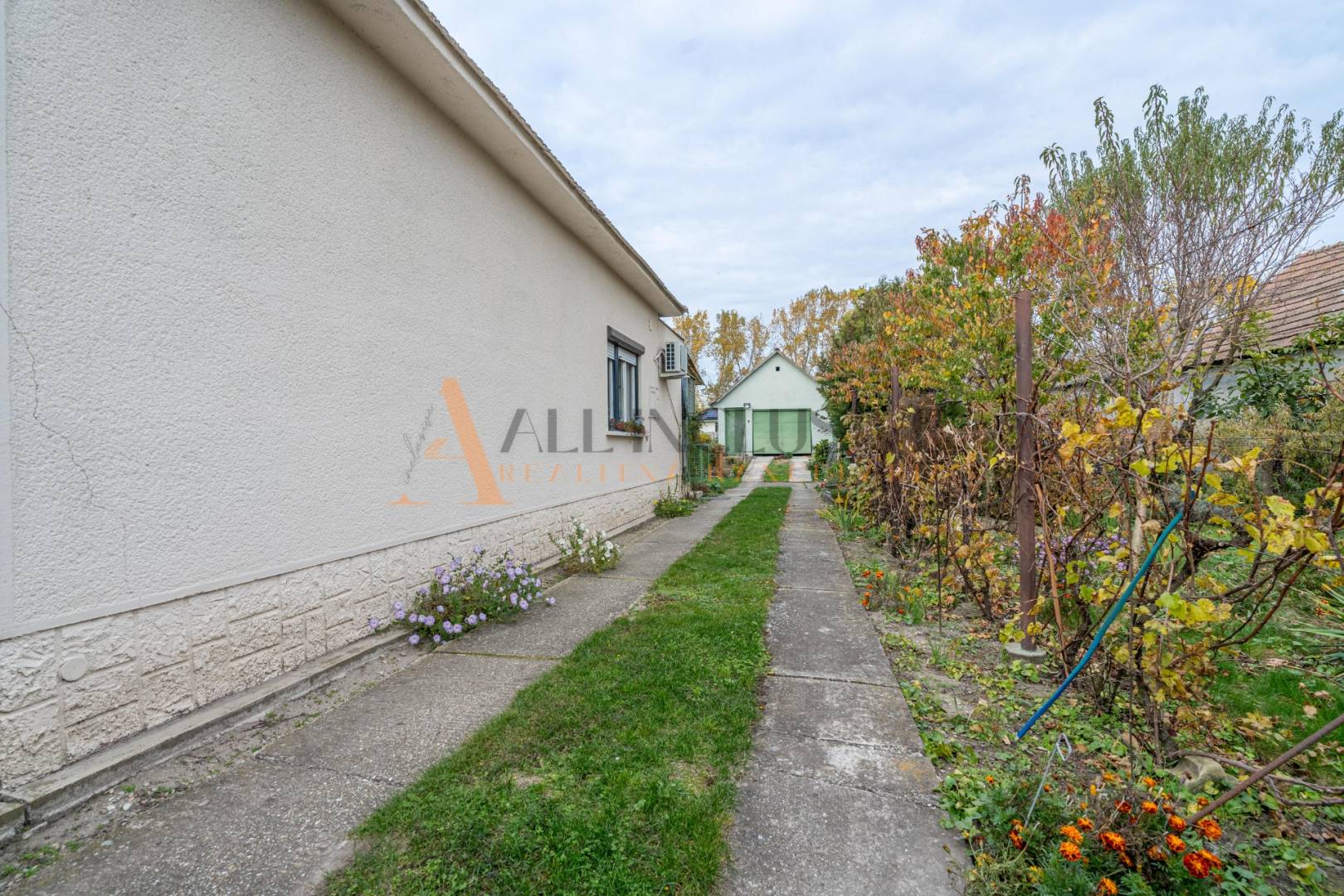 External property image