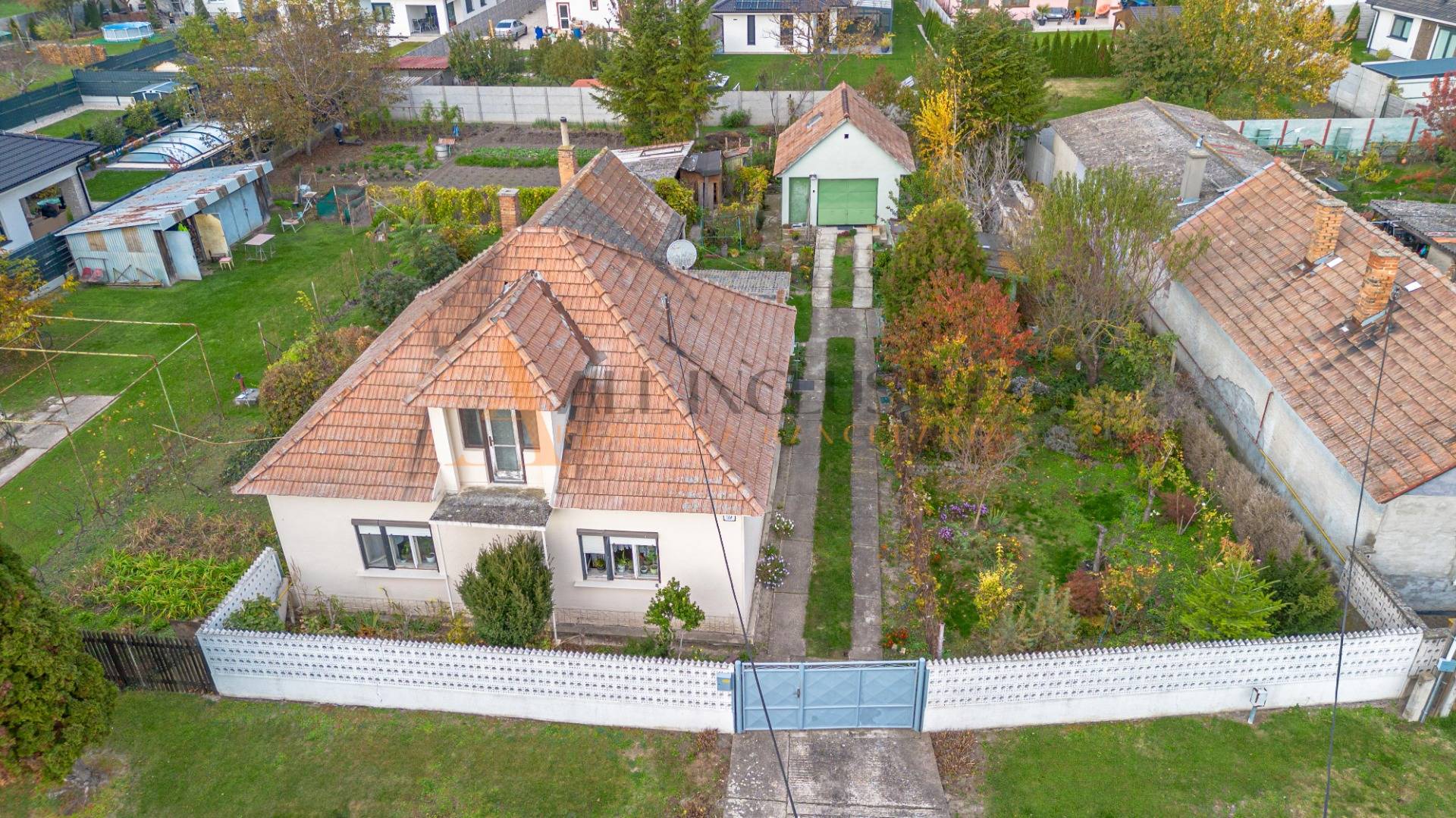 External property image
