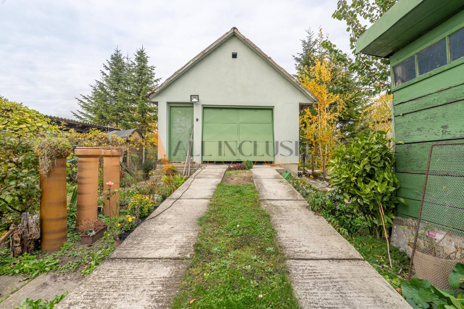 External property image
