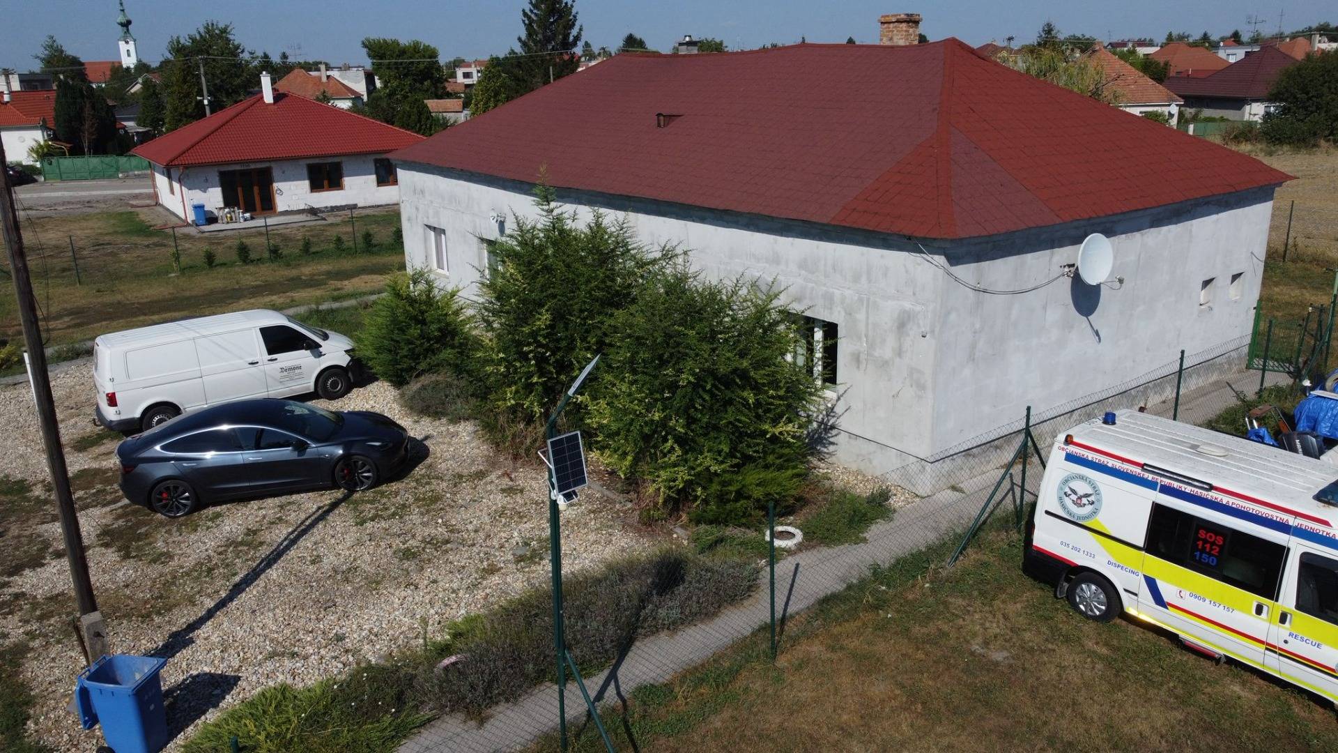 External property image