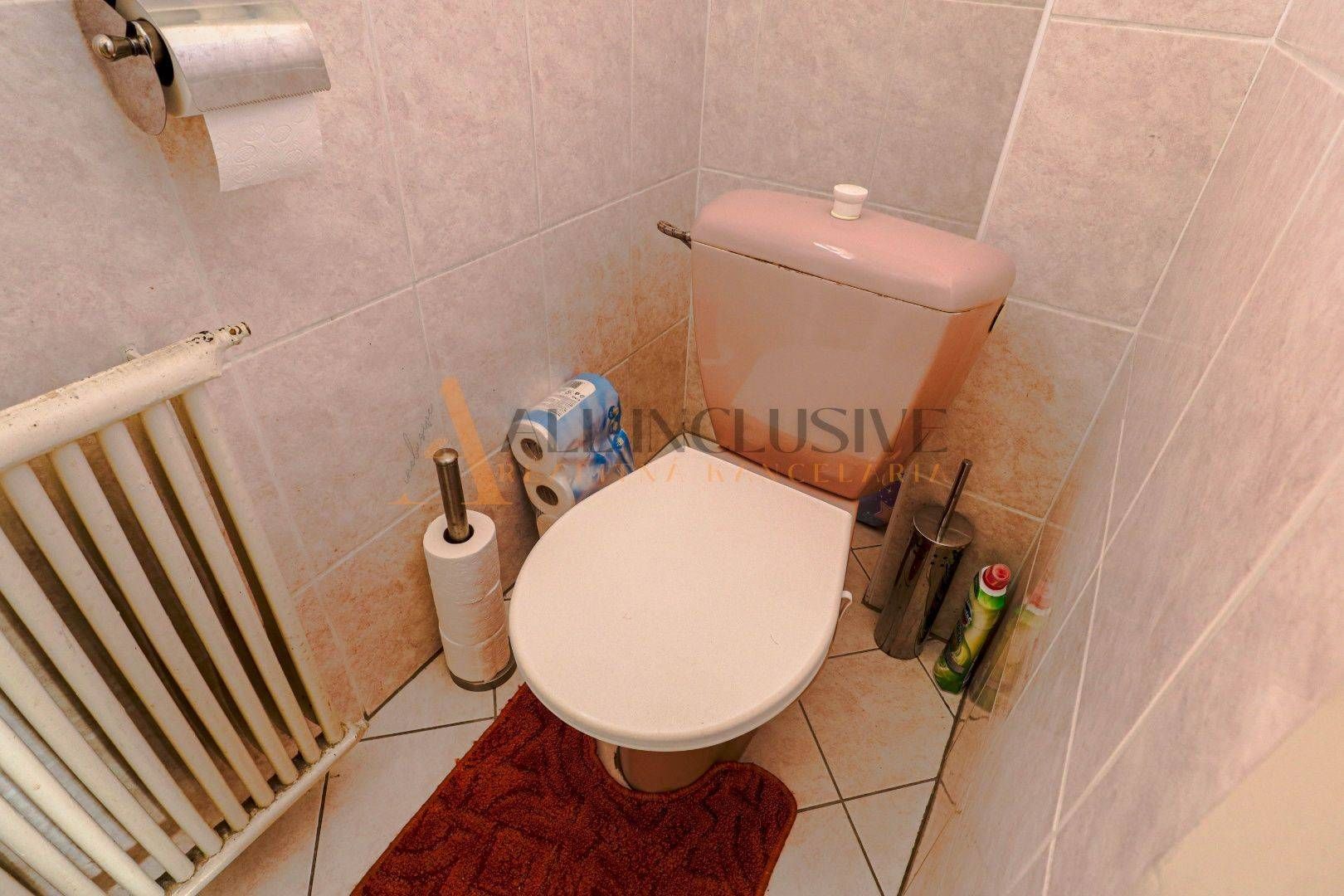 External property image