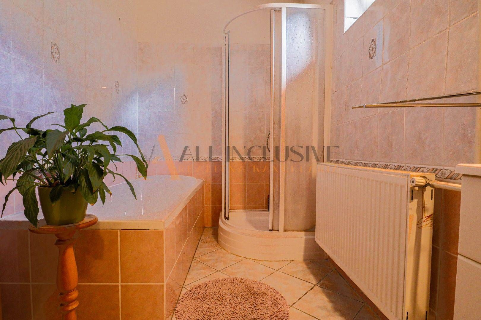 External property image