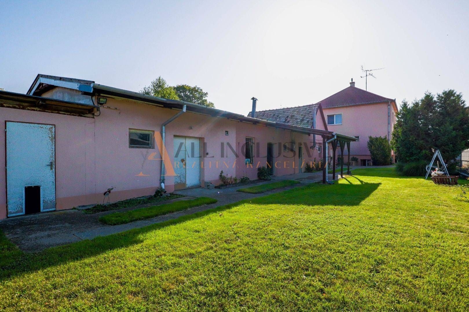 External property image