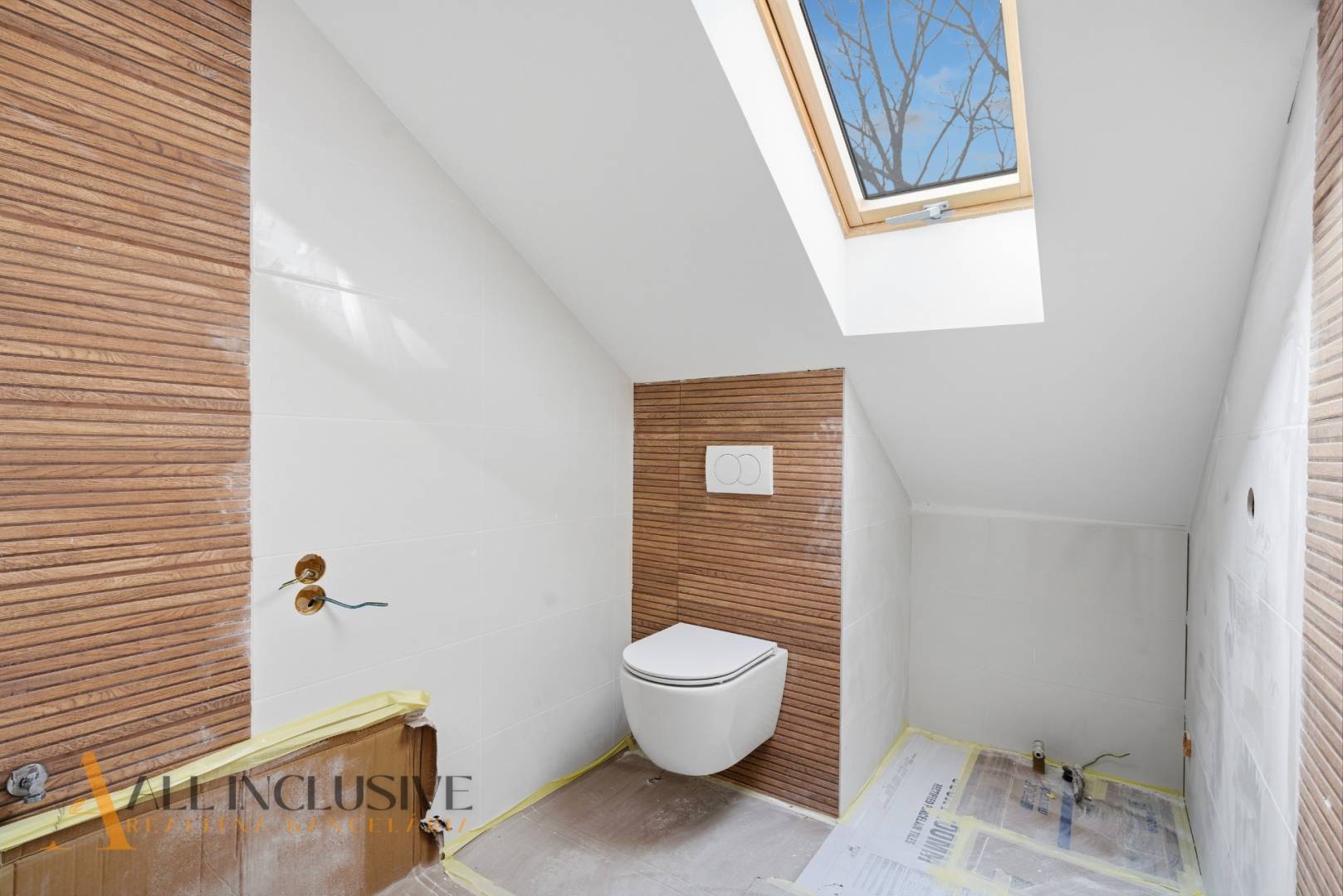 External property image