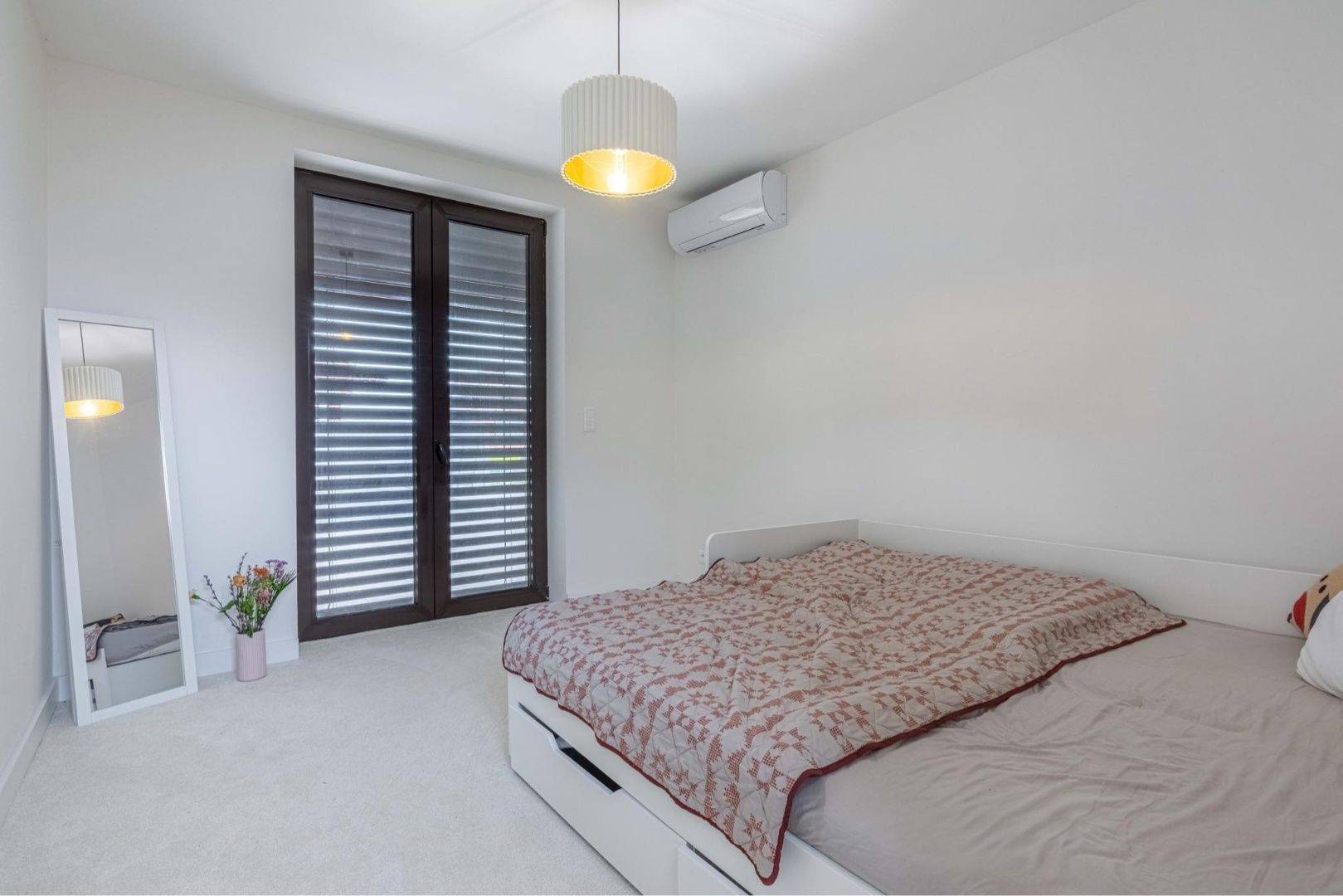 External property image