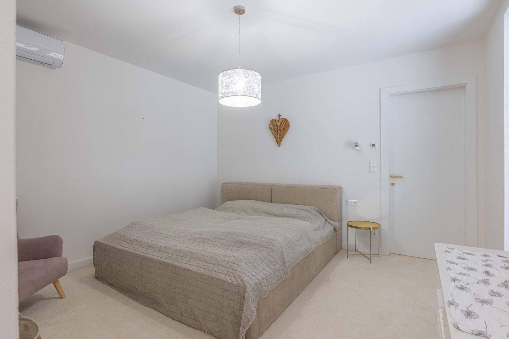 External property image