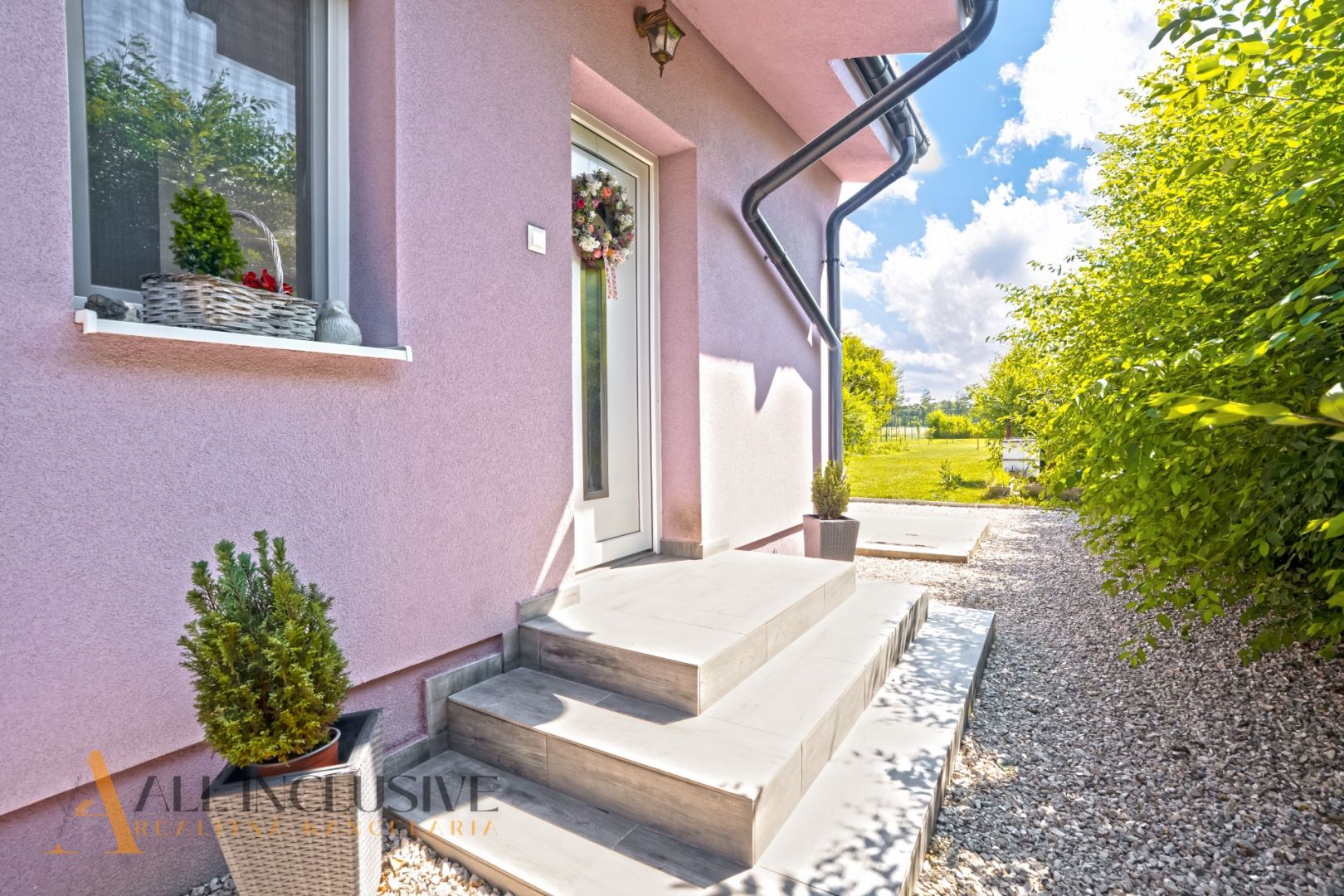 External property image