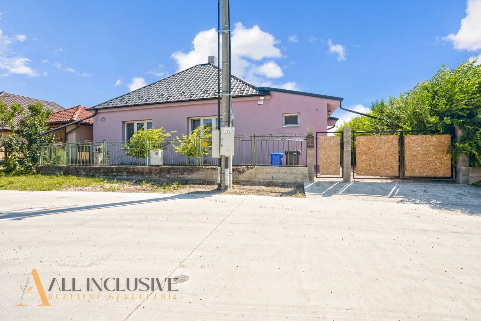 External property image