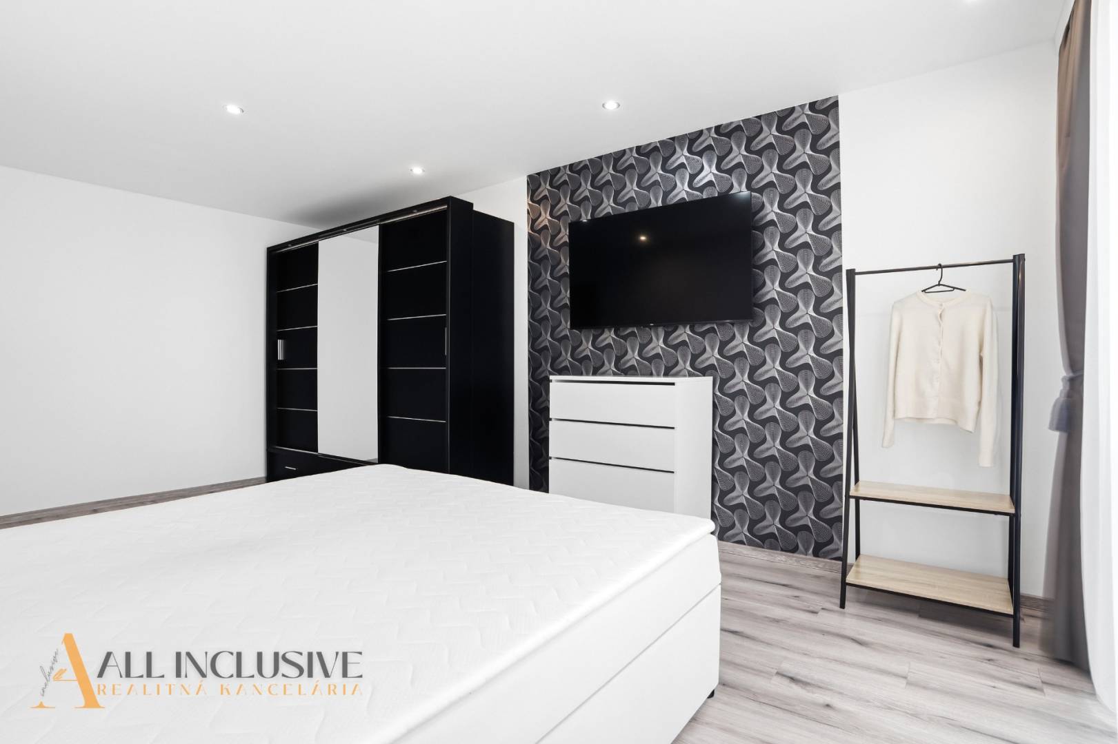 External property image