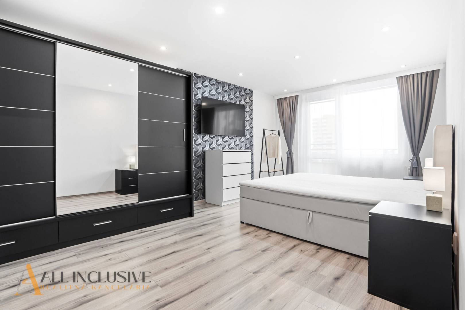 External property image