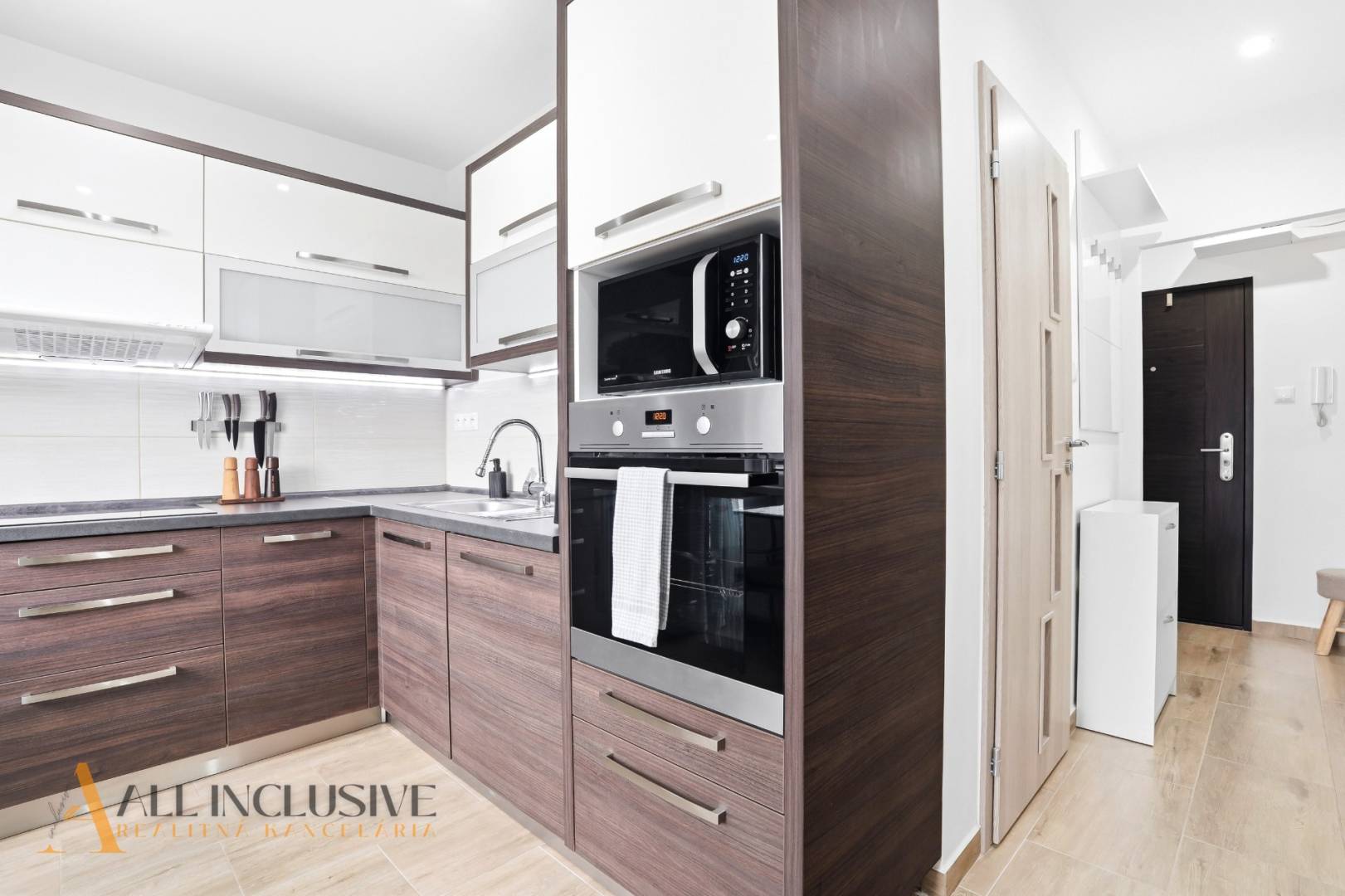 External property image