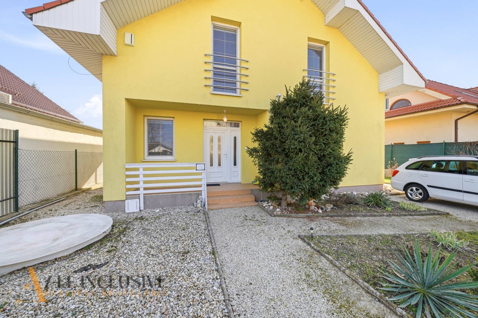 External property image