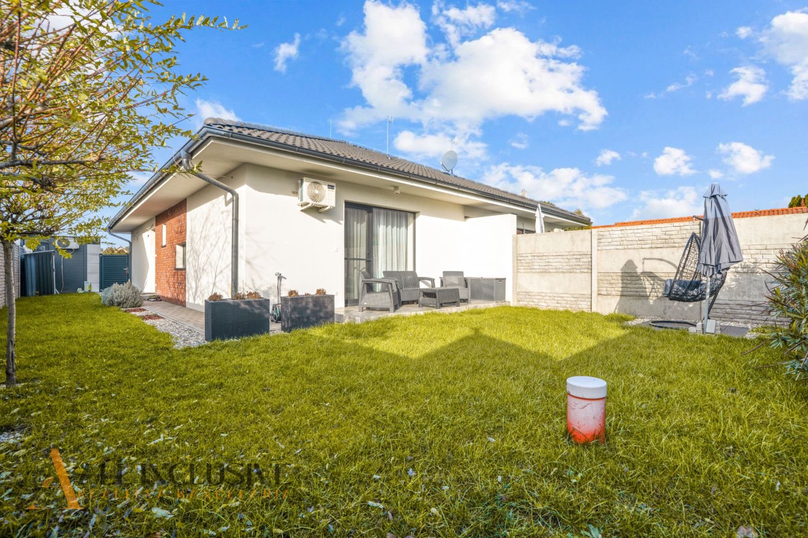External property image