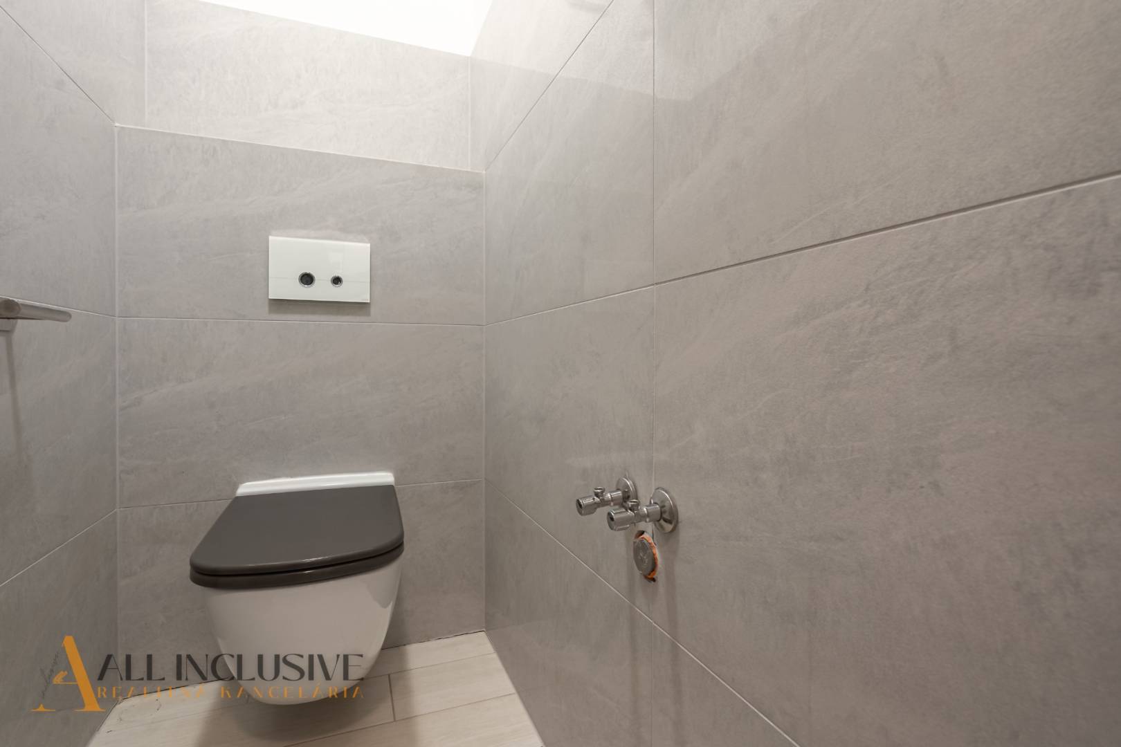 External property image
