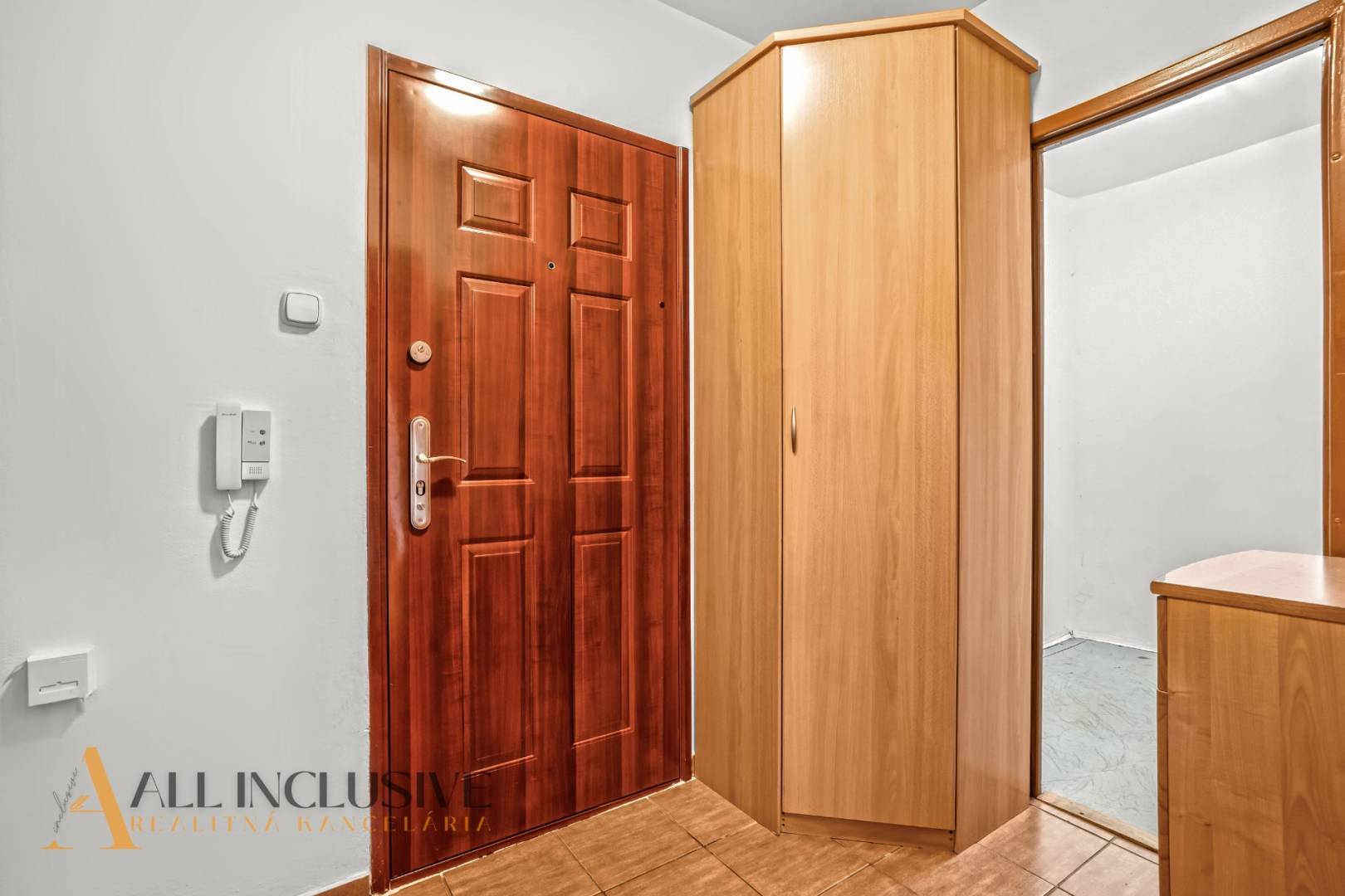 External property image