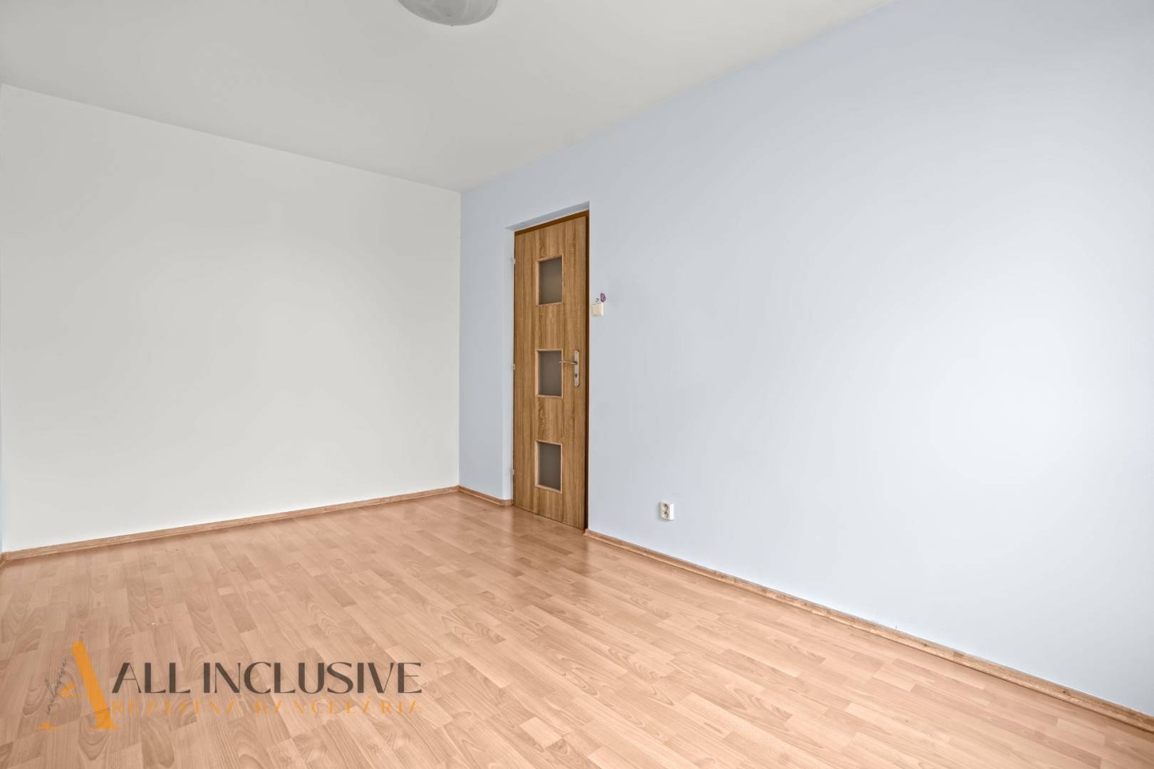 External property image