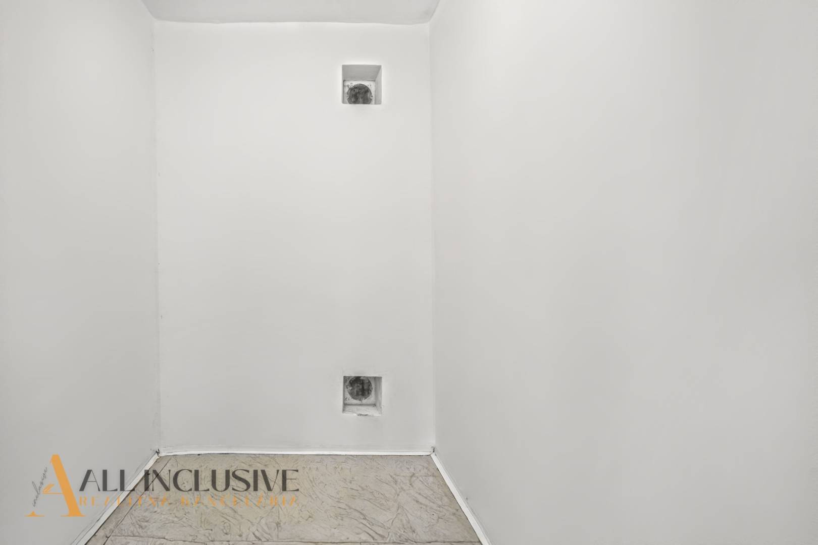 External property image